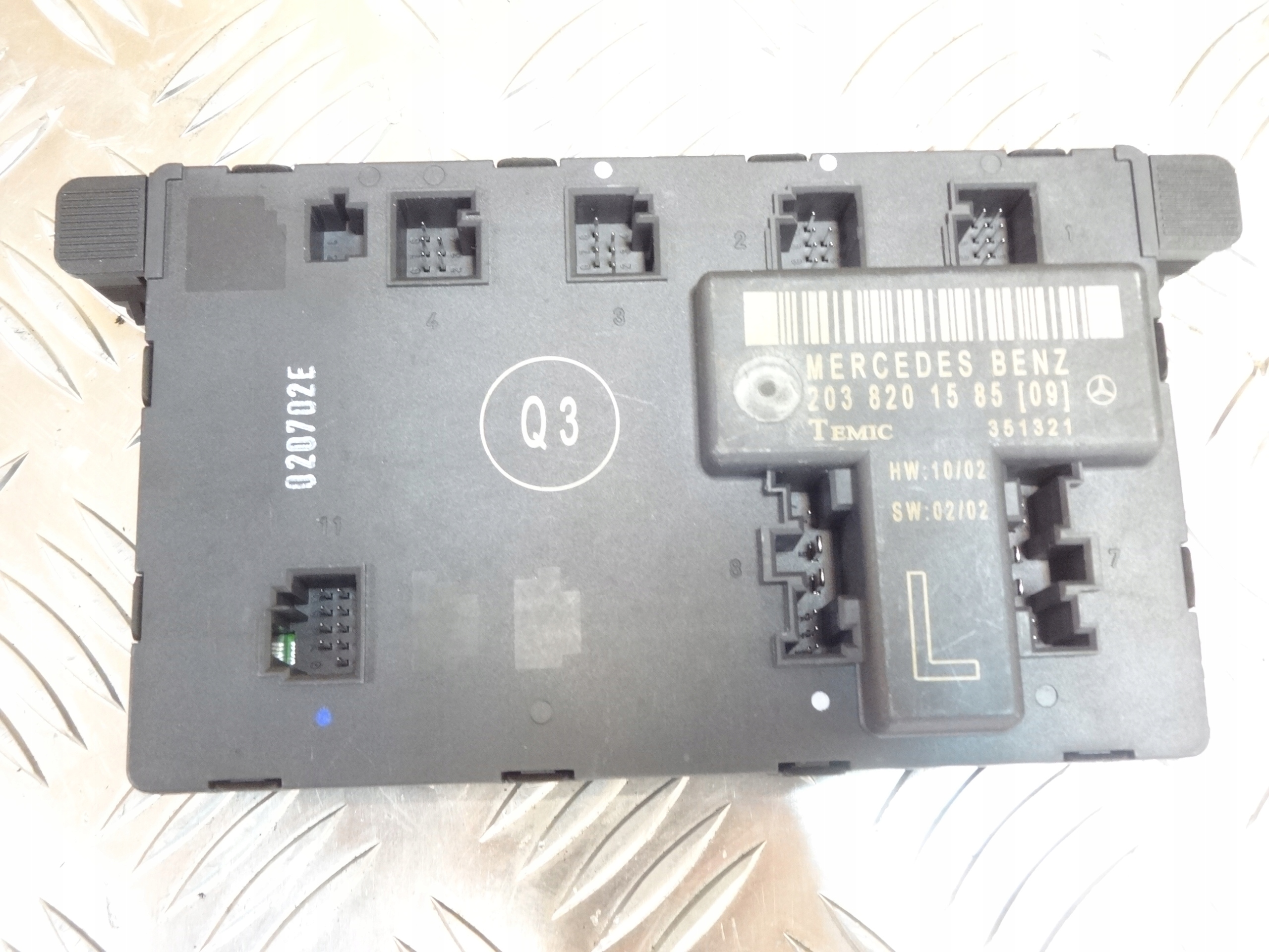 Mercedes-Benz OE a2038201585 модуль двері