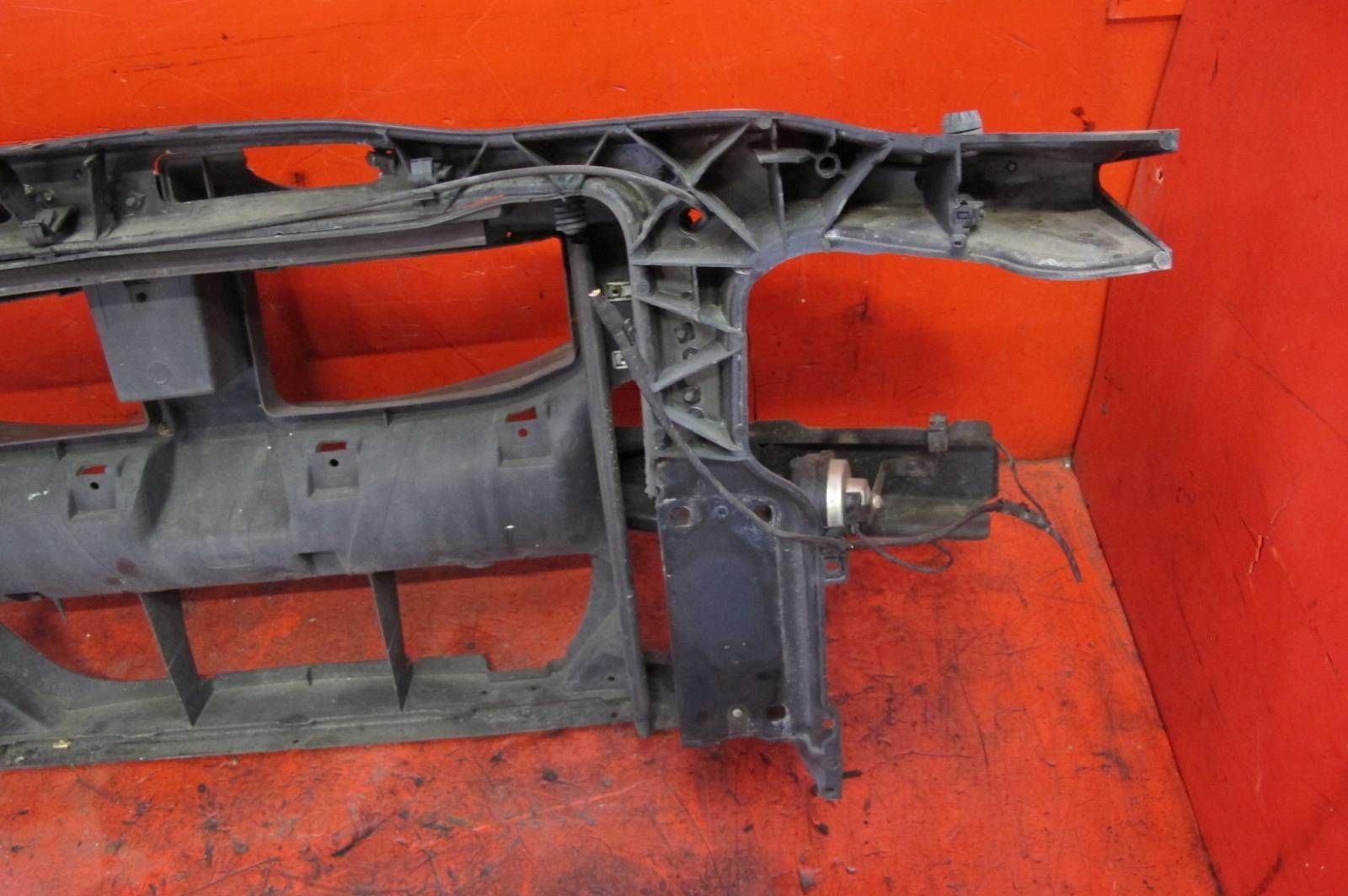 BMW 3 E90 E91 LIFT LCI support panel for radiators pillar bumper support