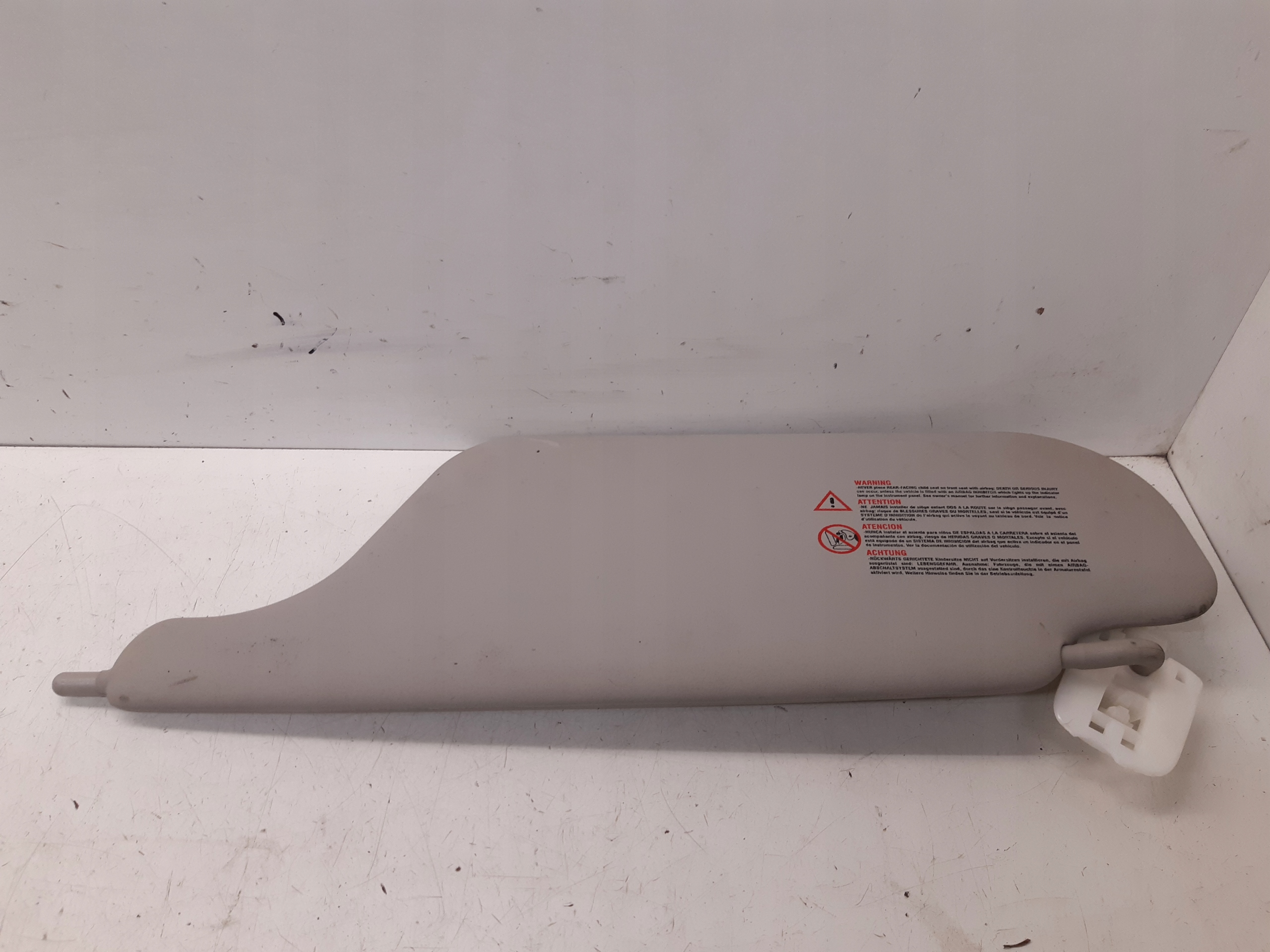 visor przeciwsloneczny right Renault Clio III
