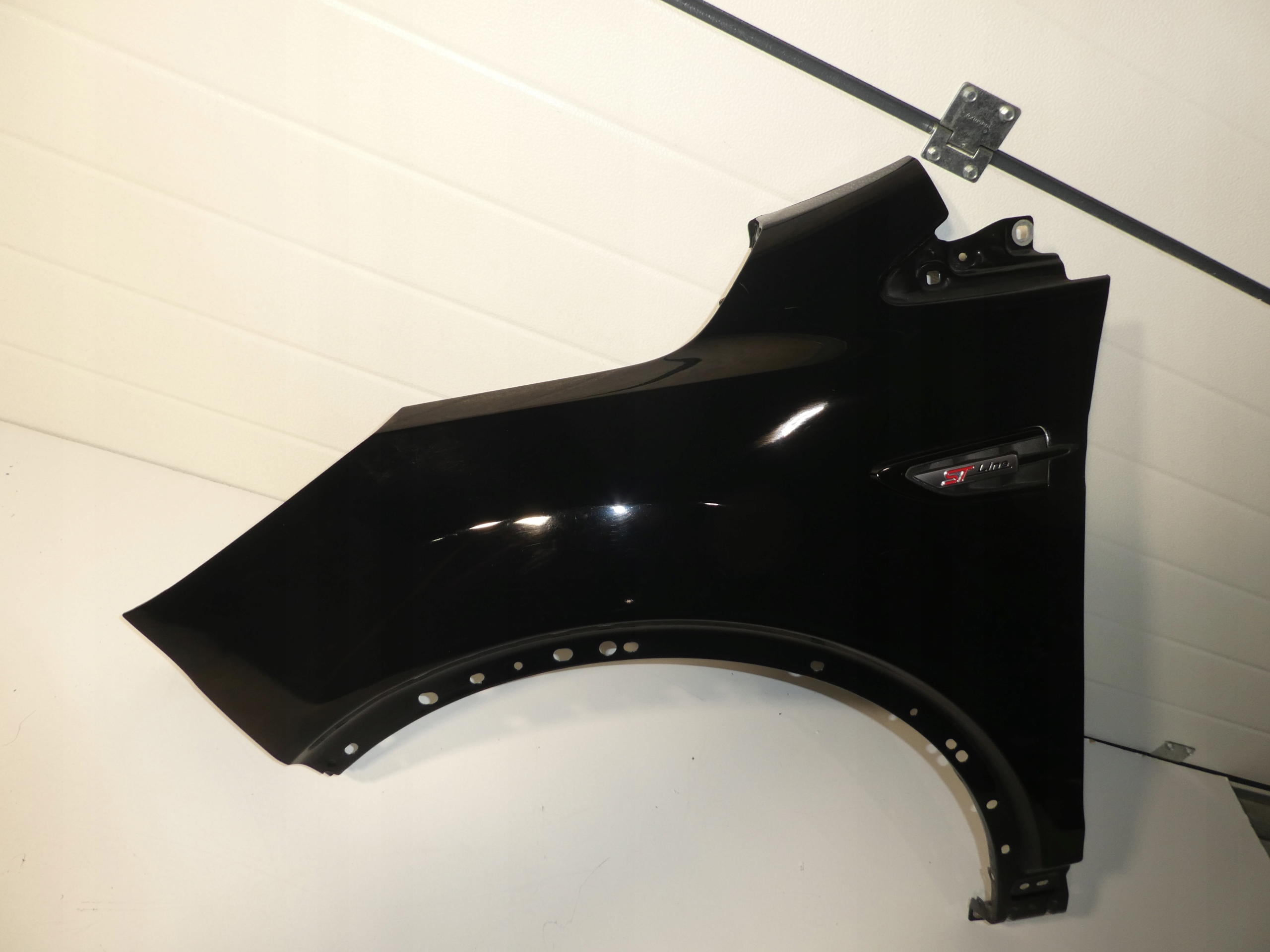 FORD KUGA II mk2 ST-line fender front left