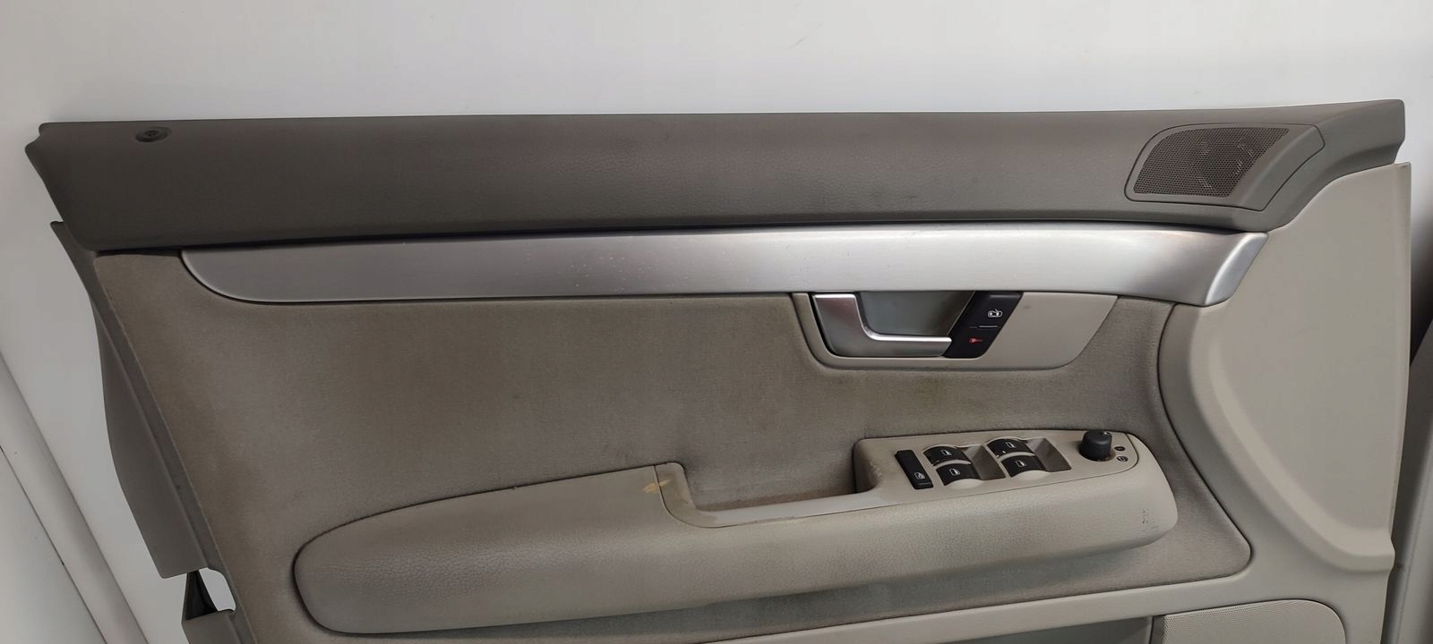 side side komplet Audi A4 B7 2,7 TDI kombi