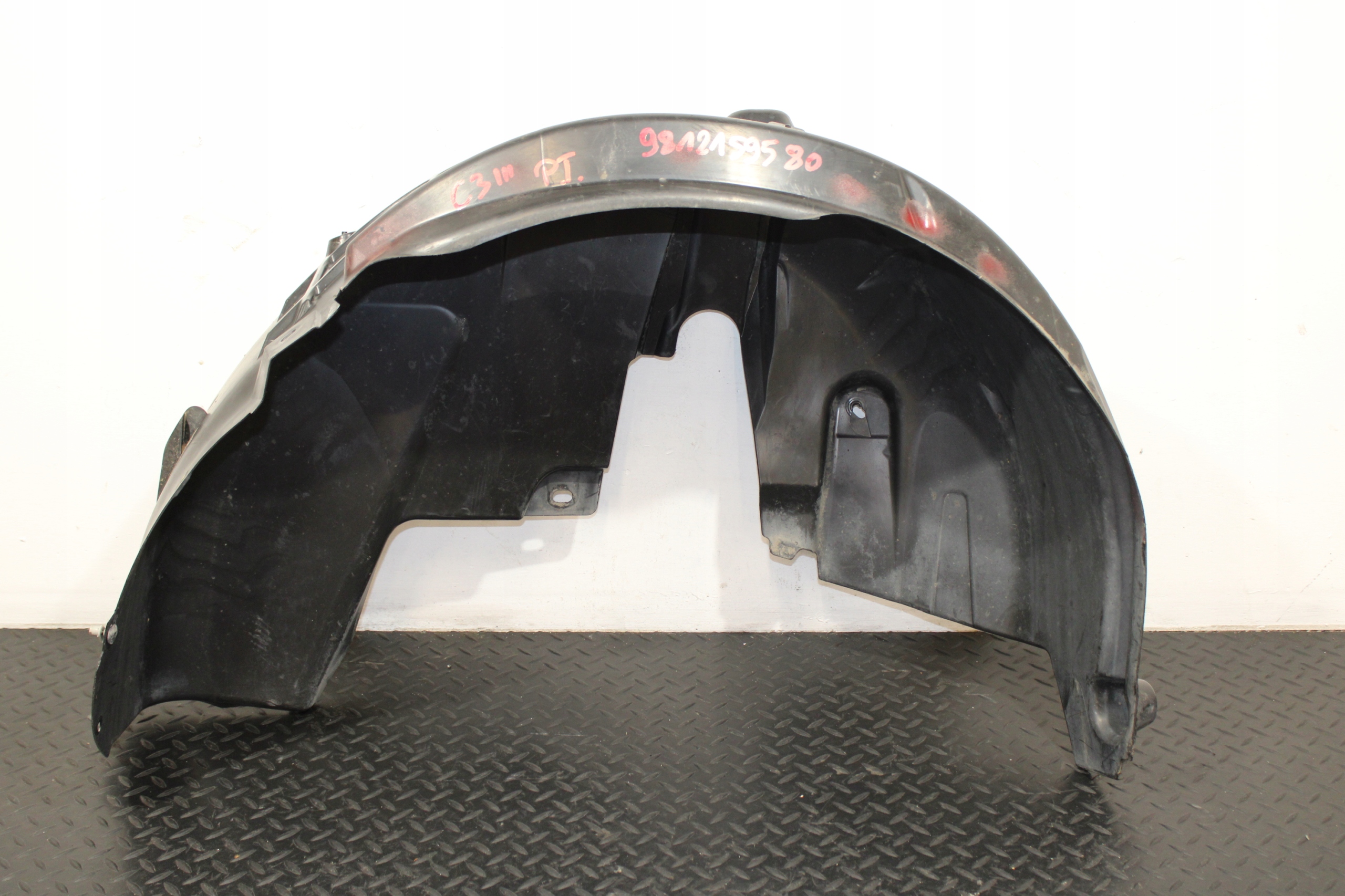 mudguard right rear part 9812159580 CITROEN C3 III 3