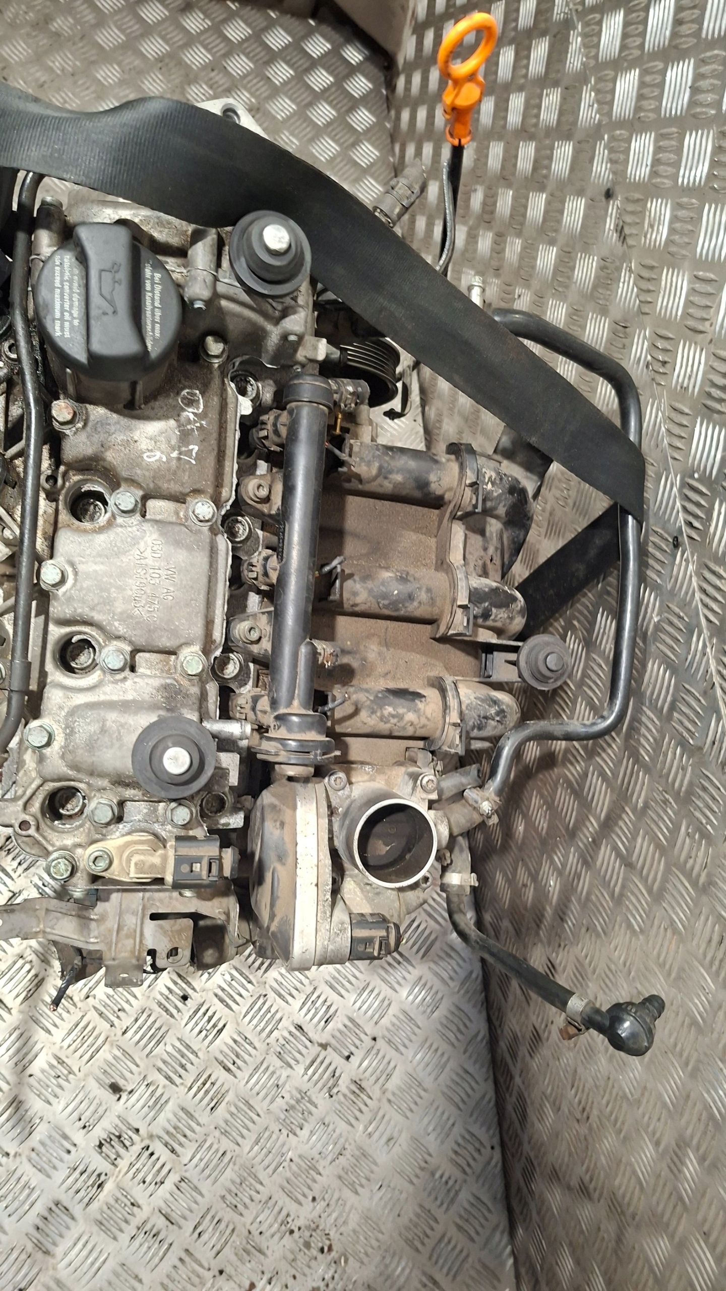 engine pillar unprotected VW POLO 9N 1.2 AWY
