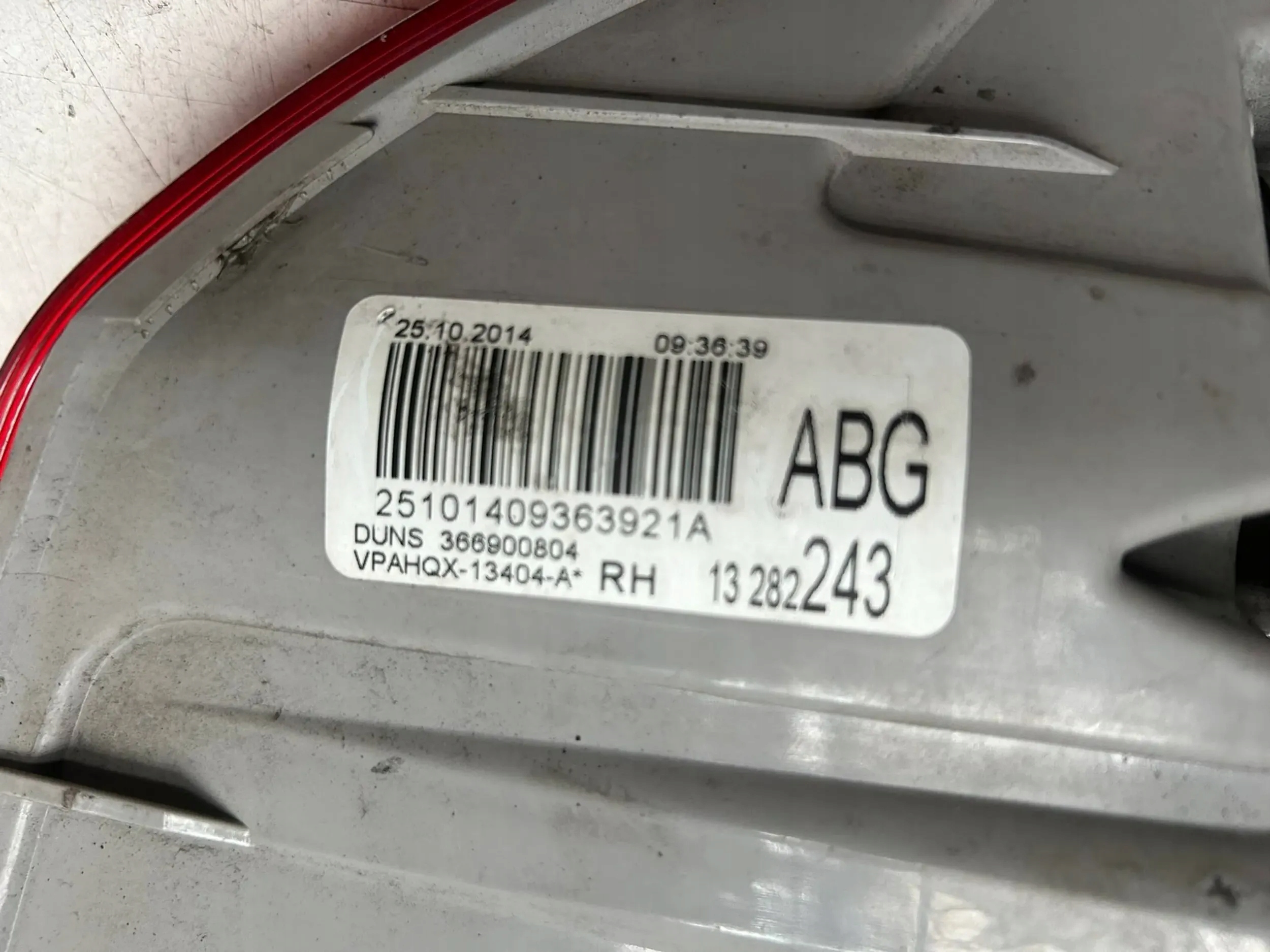 Lampa tył prawy Opel Astra J Strona zabudowy prawa