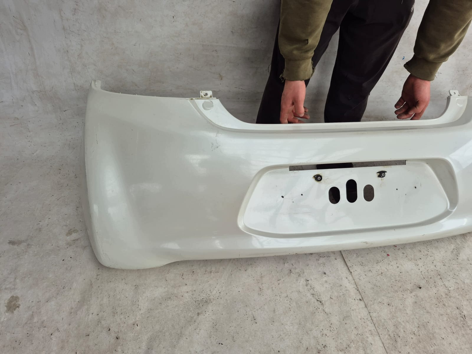MITSUBISHI SPACE STAR II 2 13- bumper rear part rear BIALA PERLA 6410A799ZZ