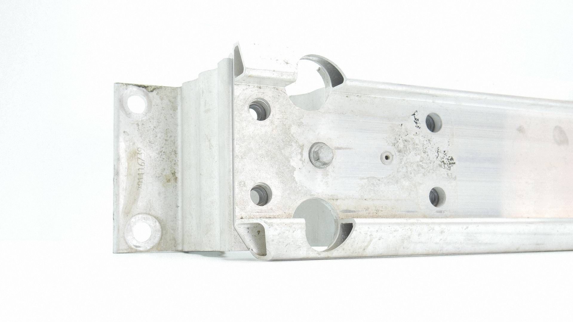 bumper support beam tip rear part LAND ROVER DEFENDER L663 L8B2-17B892-AL