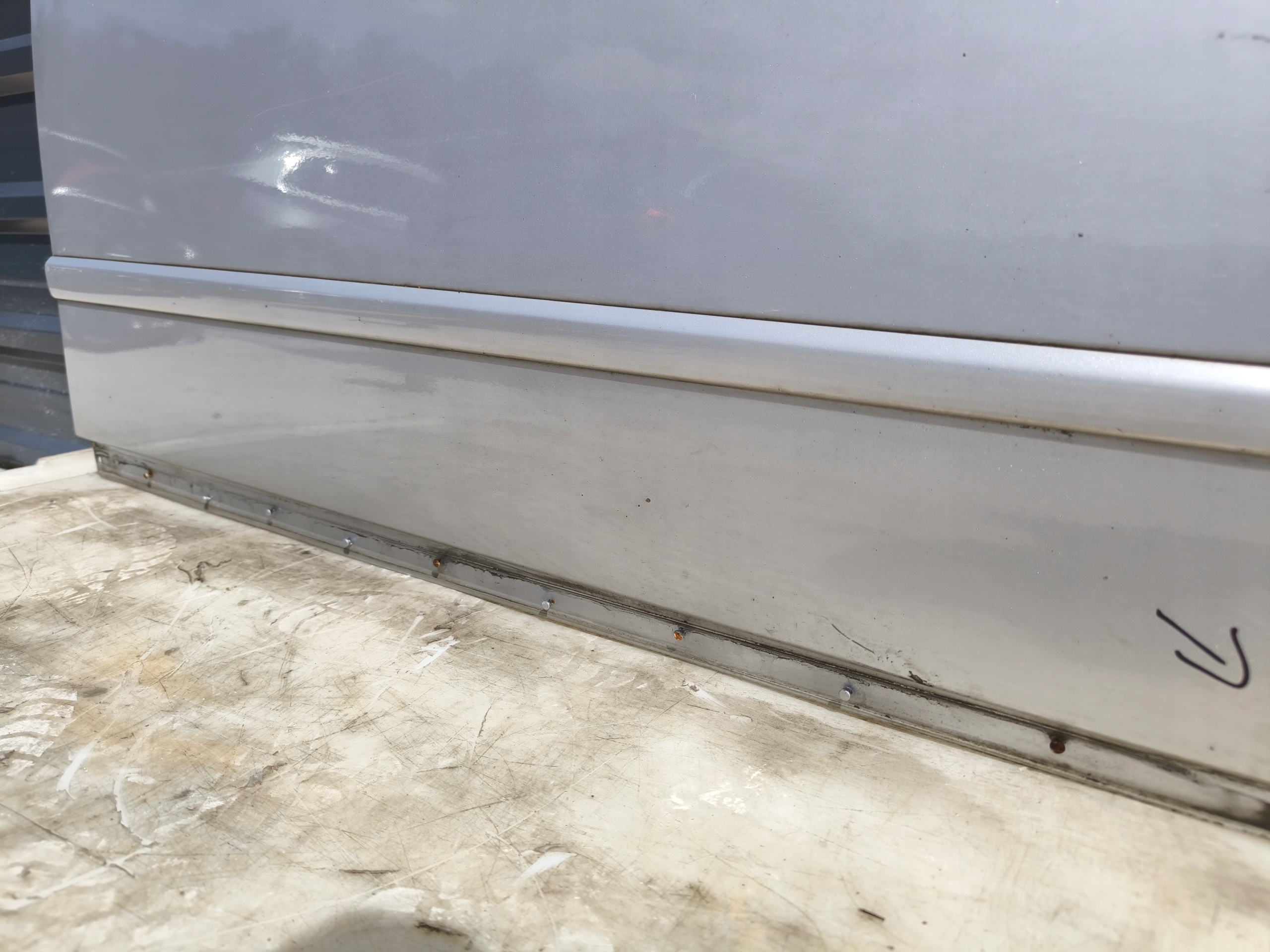 door right front AUDI A4 B7 LY7W sedan AVANT KOMBI