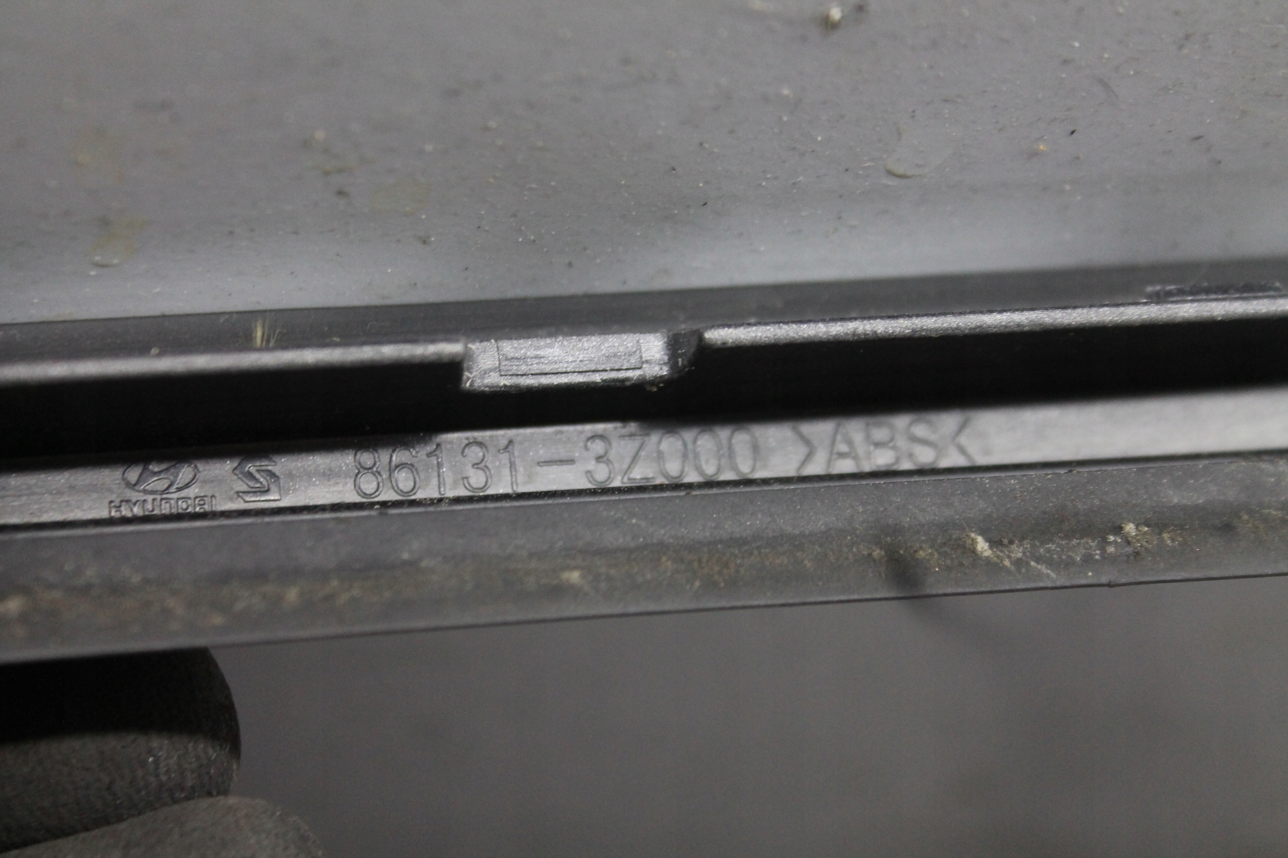 moulding windows CZOLOWEJ left 86131-3Z000 I40 11-14