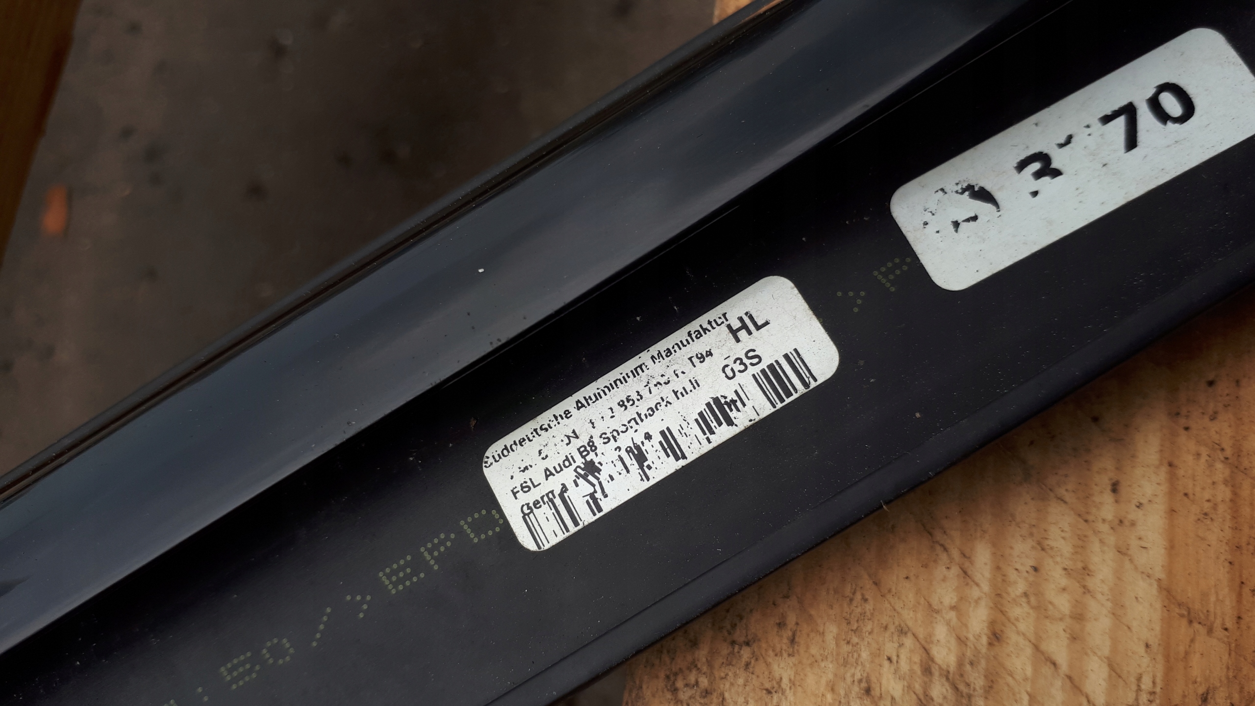 A5 8T LIFT moulding dust left rear part SPORTBACK