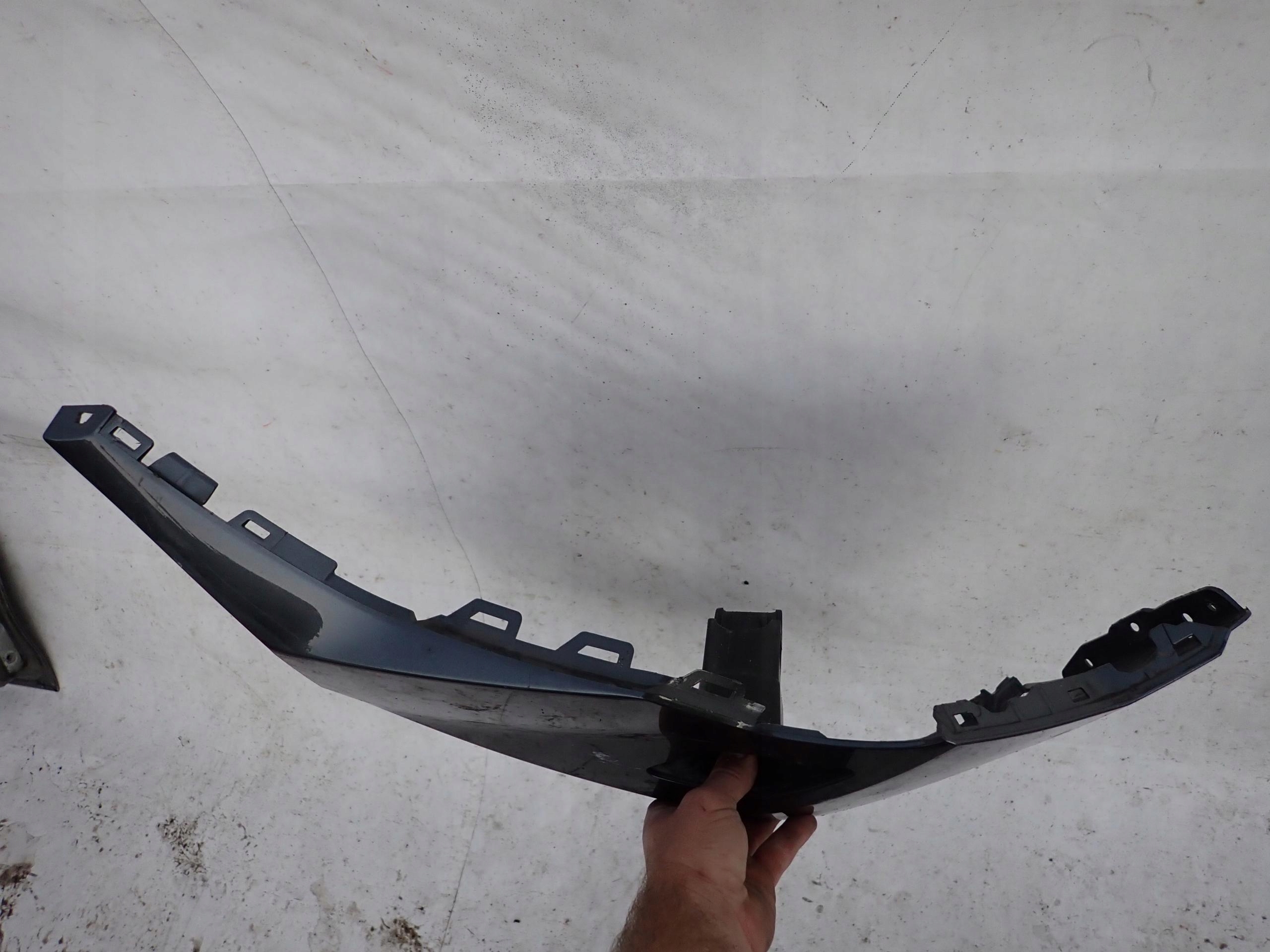 AUDI Q3 II S-LINE 83A 18- corner left front SPR