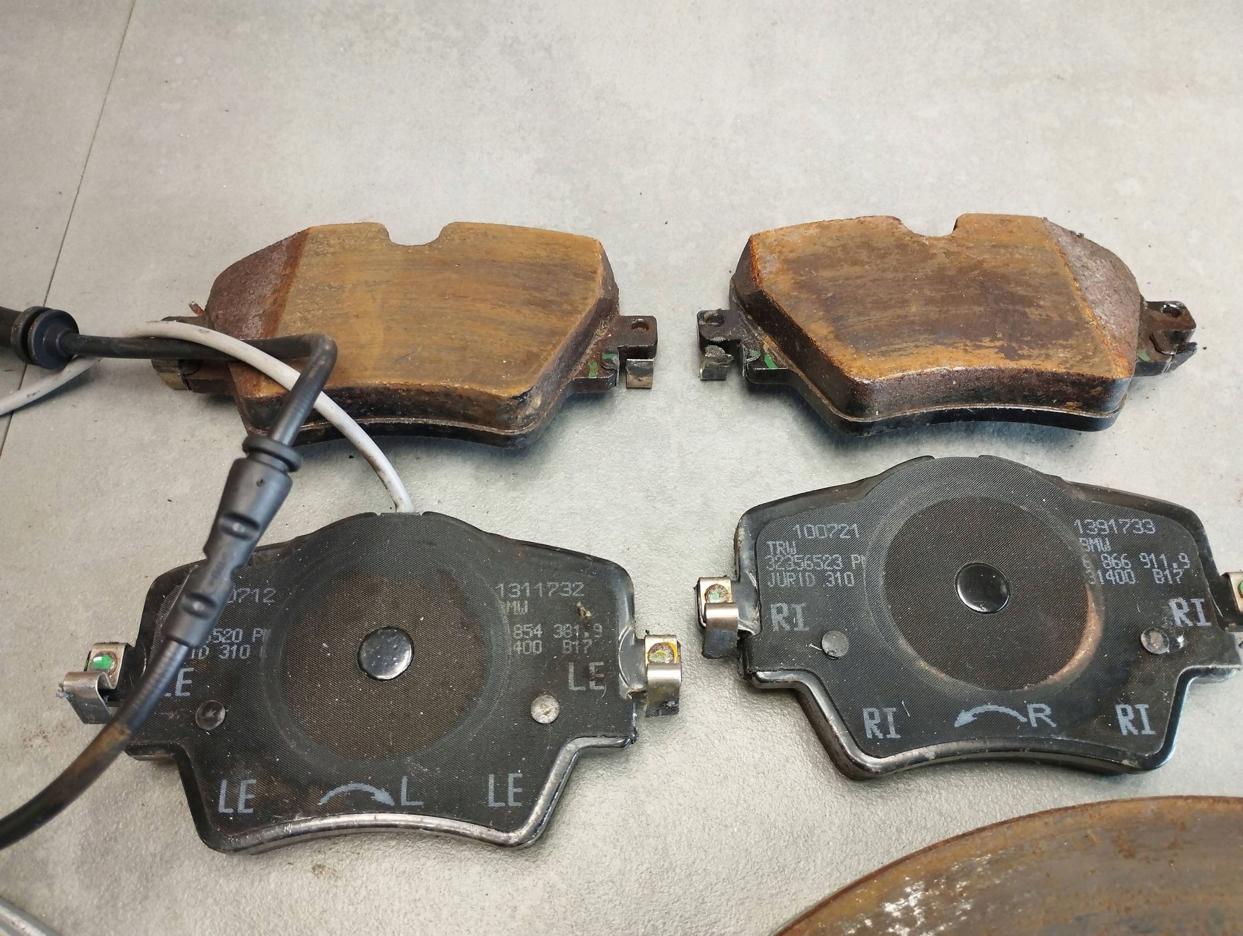 BMW X1 F48 discs plates front 6799351 307X24