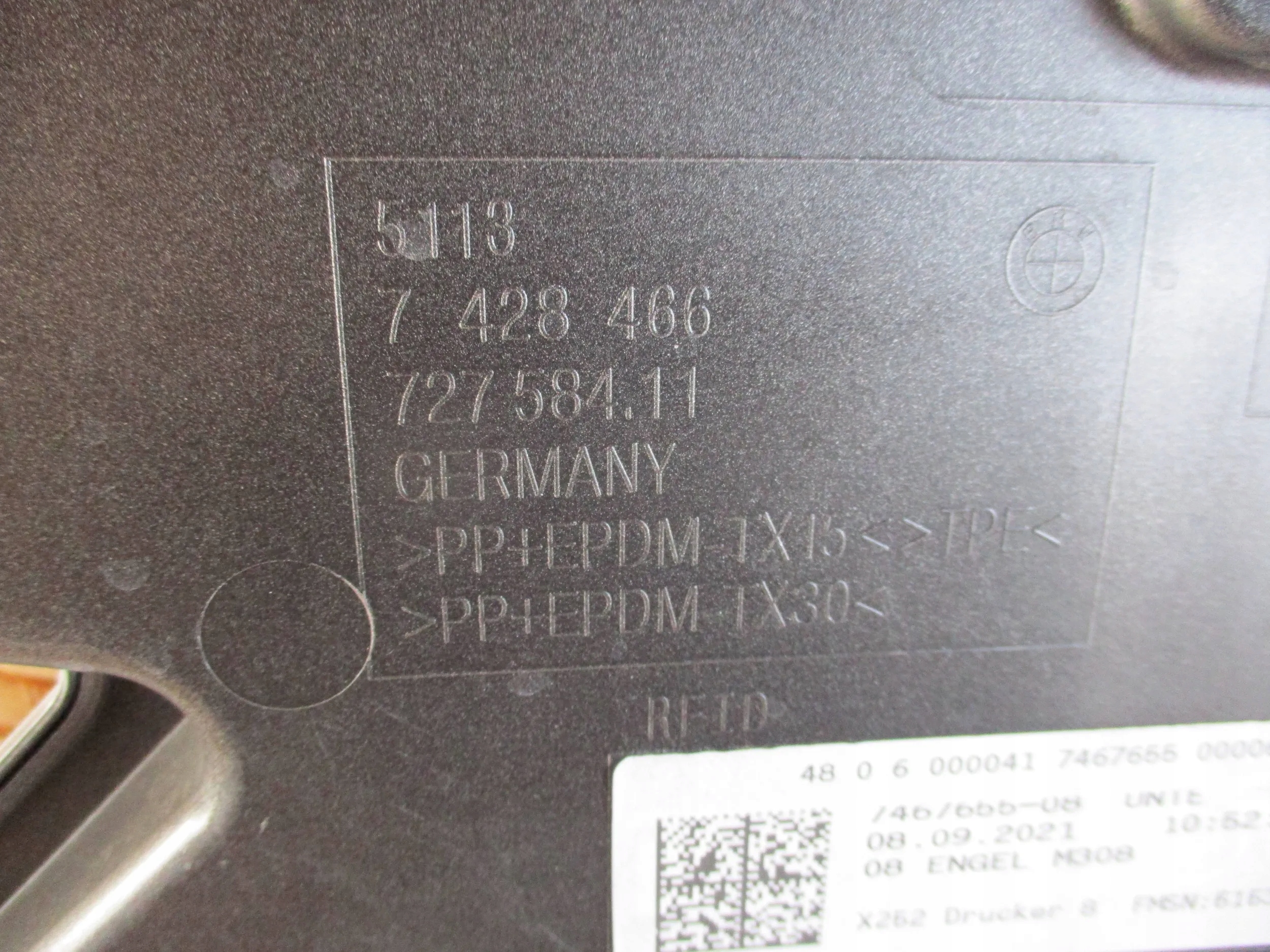 COUVERTURE DU CAPOT ARRIÈRE BMW X2 F39