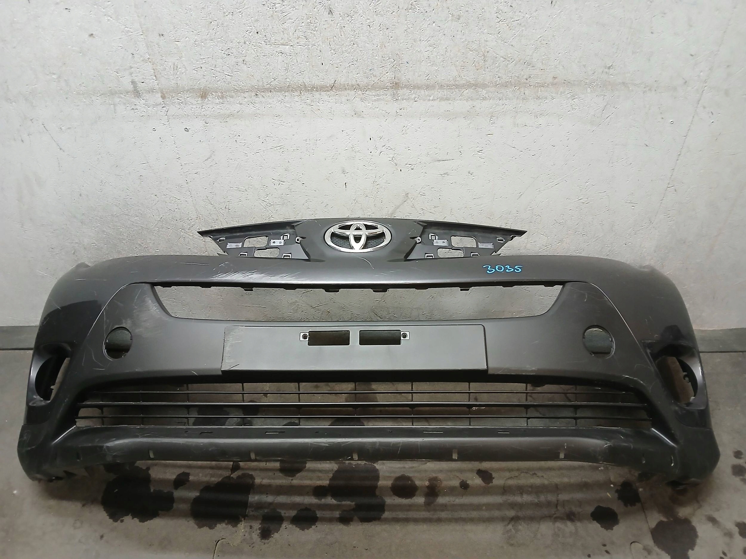 front bumper front Toyota RAV 4 (XA40) 12-15