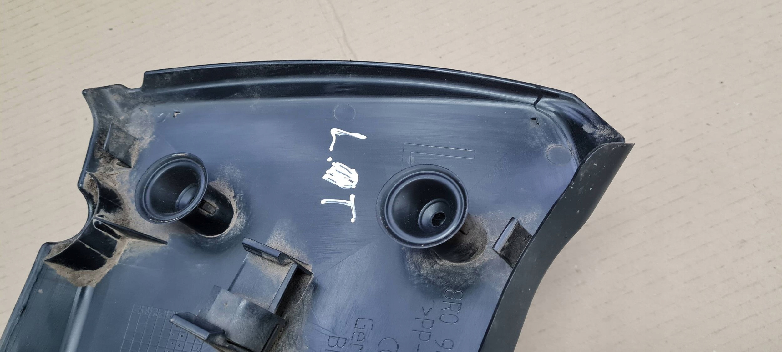 Q5 8R spoiler bonnet boot rear part left rear part lights 8R0945425A