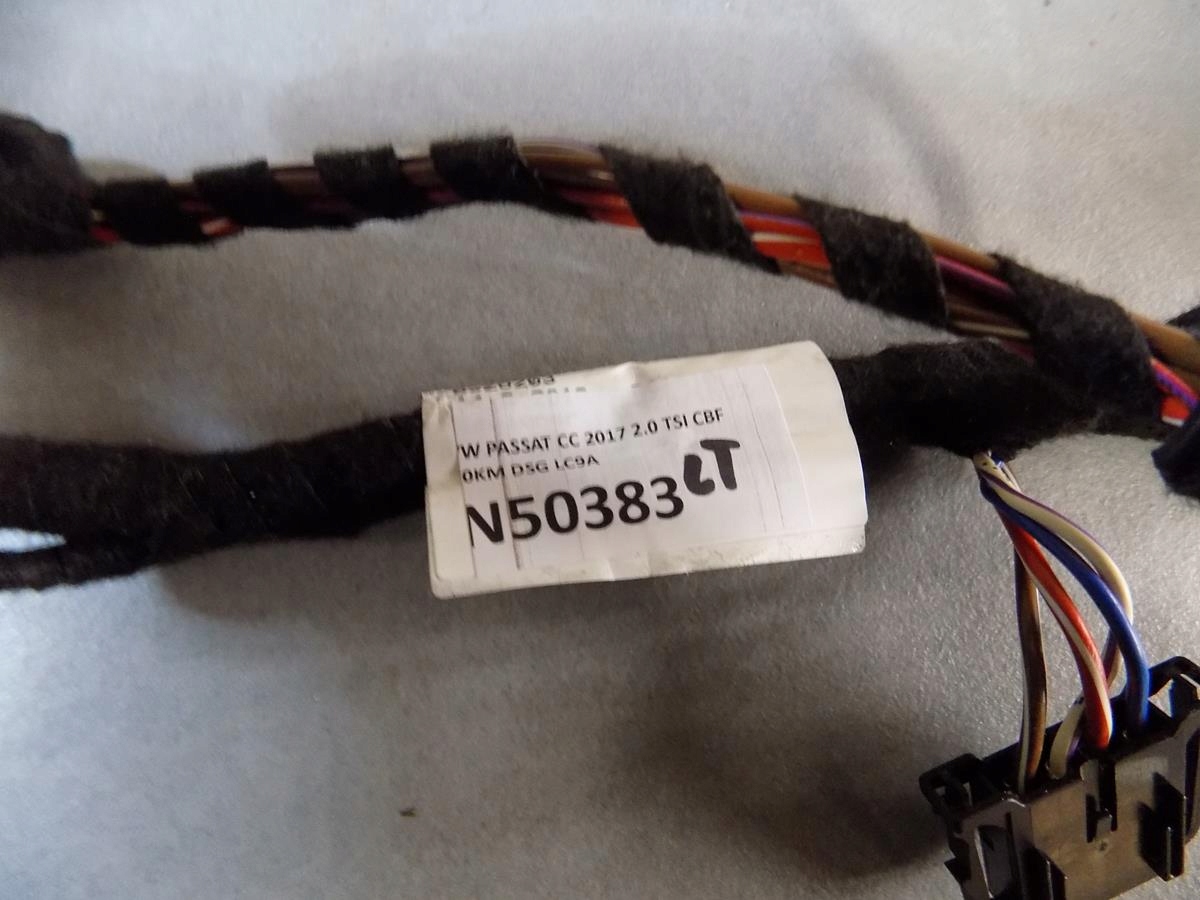 VW PASSAT CC WIĄZKA DRZWI LEWA TYŁ 3C8971693ED Numer katalogowy części 3C8971693ED