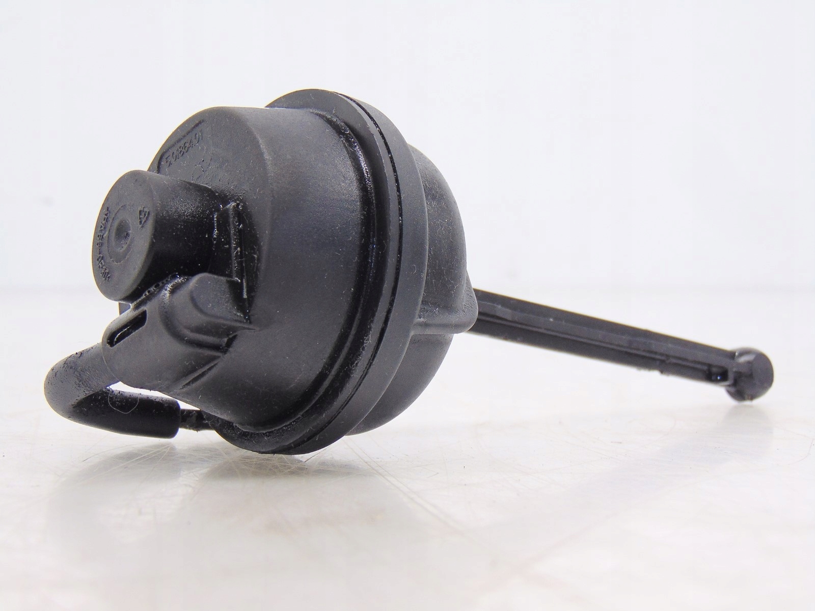 REGULATOR PODCISNIENIOWY MERCEDES CLS W219 6 3 AMG