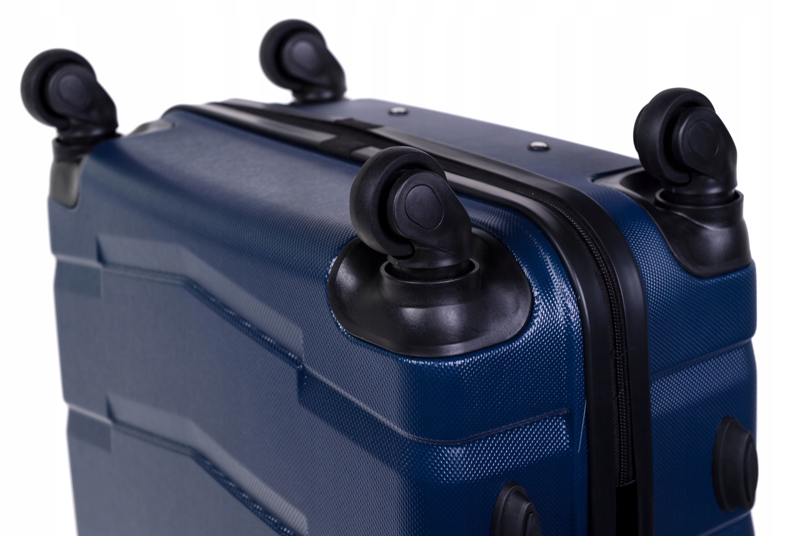 WALIZKA PODRÓŻNA ROZMIAR ŚREDNI M 60L BAGIA WALIZKI ABS BARCELONA Odcień granatowy