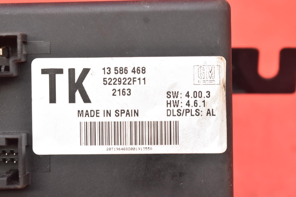 control unit module HAKA 13586468 OPEL MOKKA A 12-15