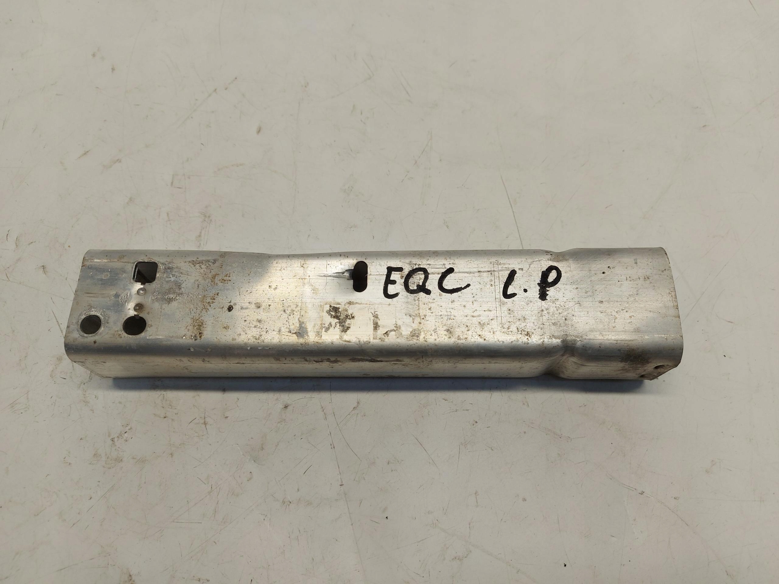 Mercedes EQC 400 W293 beam tip left front A2136200400