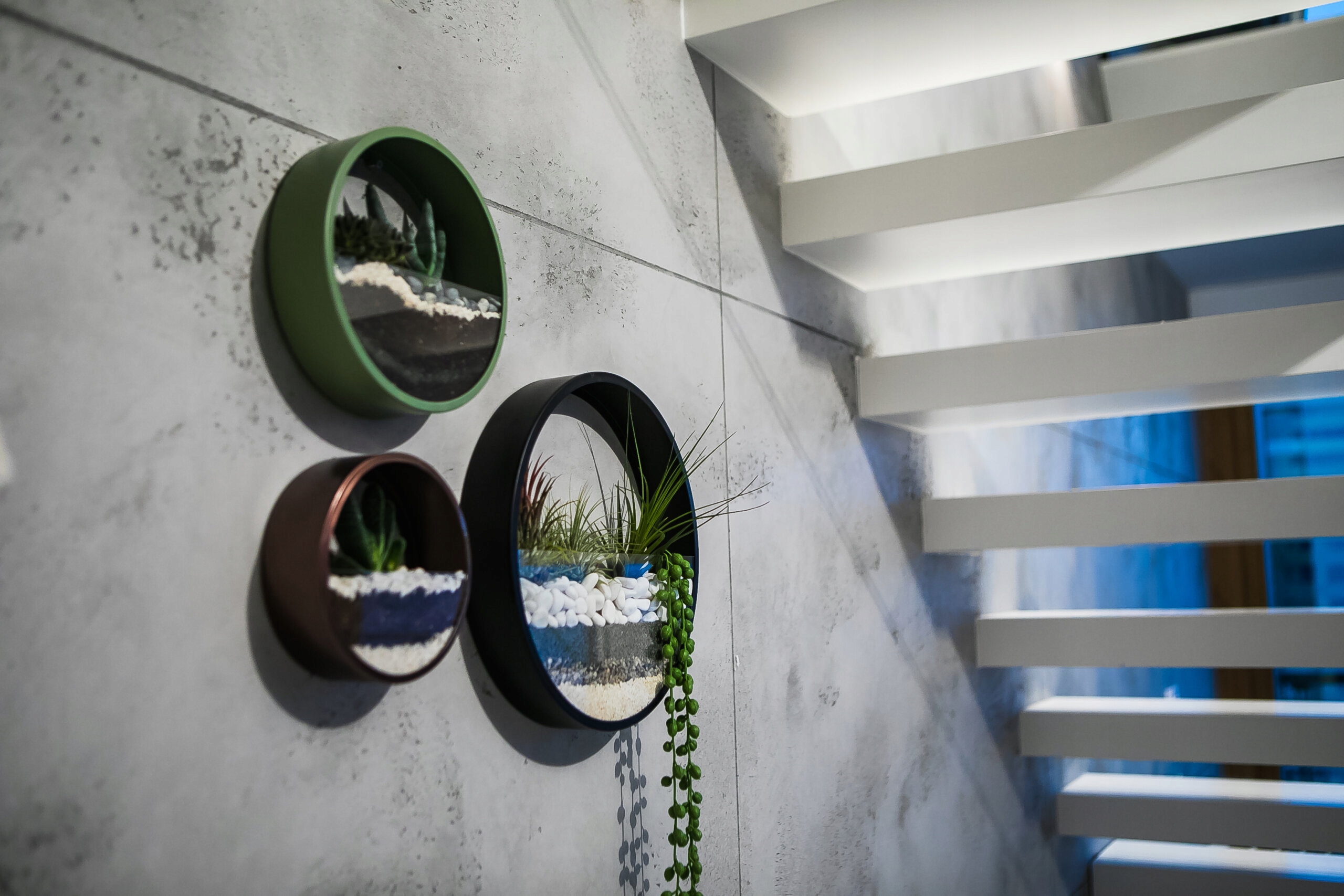 Metalowy kwietnik ścienny doniczka wazon obraz na Kod producenta 7521398902