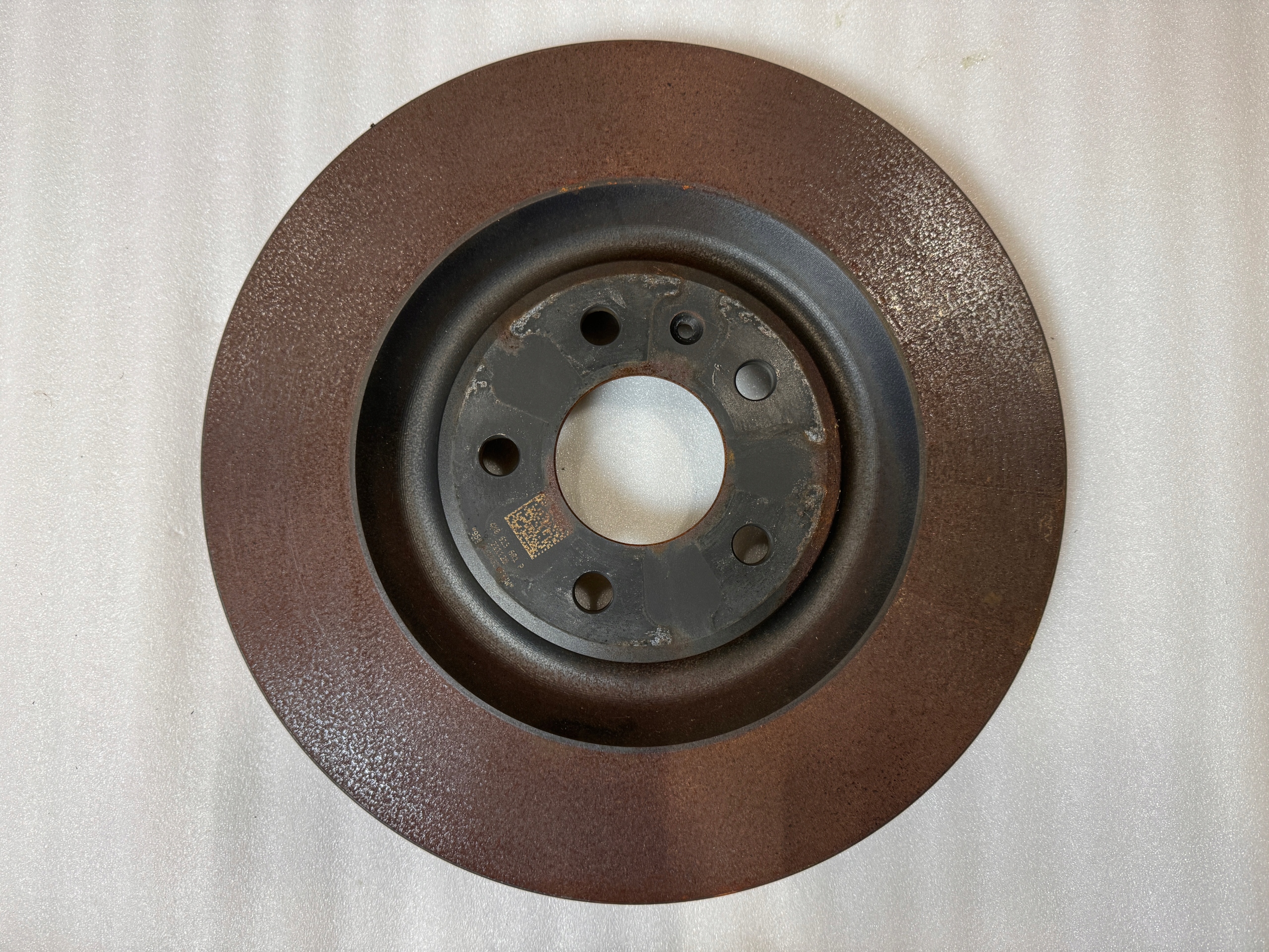 AUDI Q7 Q8 E TRON discs brake plates caliper running board rear part OE 4M0615601P