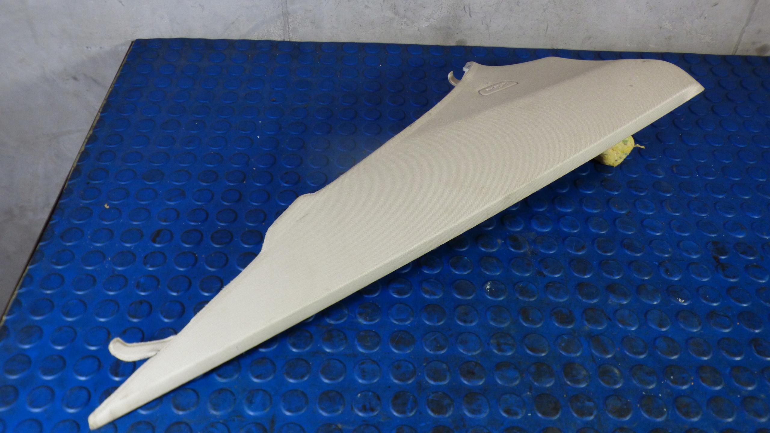 kryt obal slupka levá pravá stBDB 7355286 7355285 BMW 7 G11