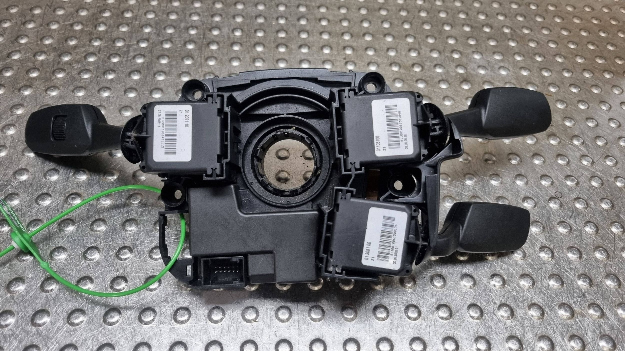 control steering wheel levers and controls ring 6989579 BMW 3 E90 E91
