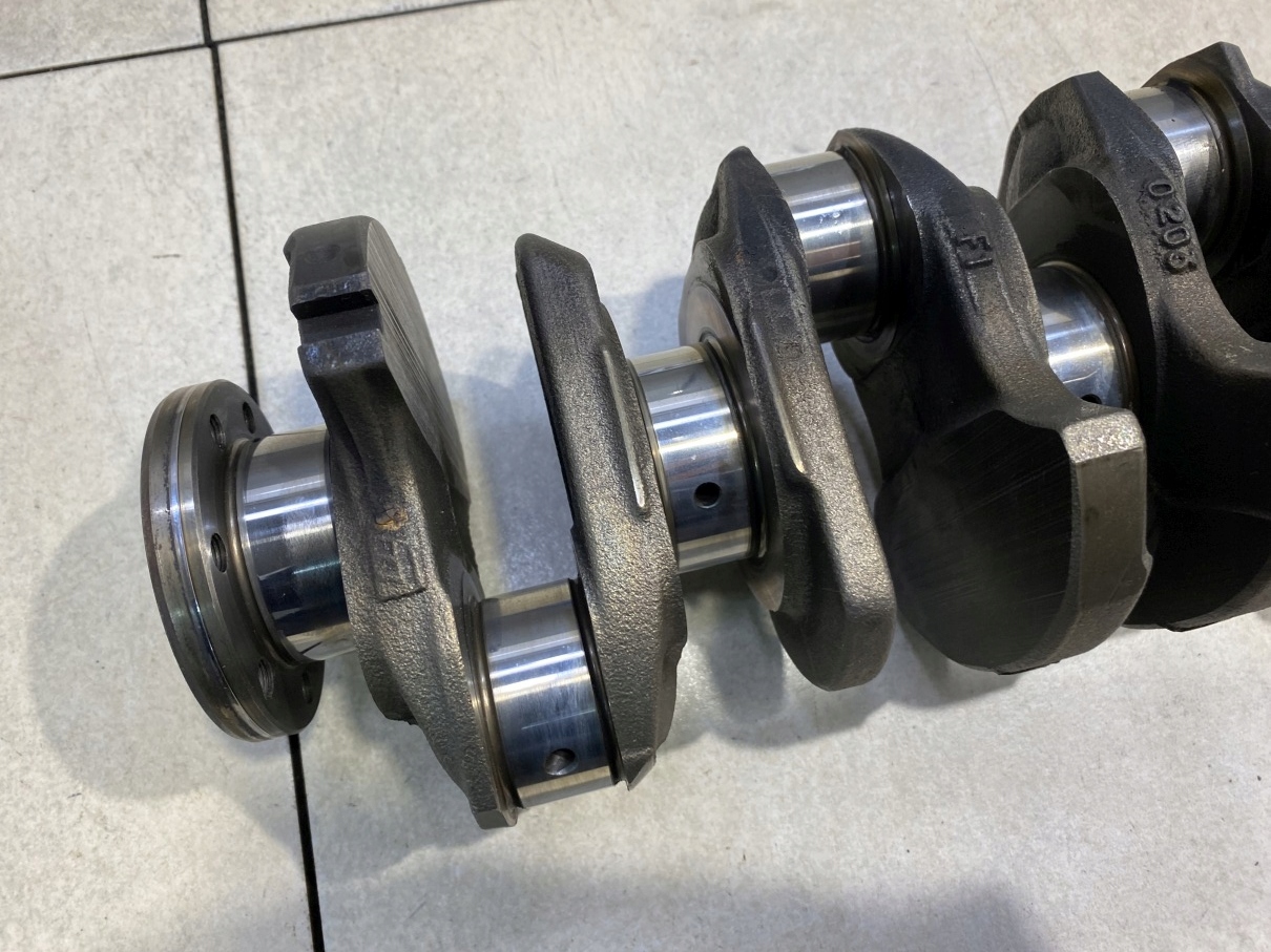 crank RENAULT SCENIC and 1.9 DCI F8T