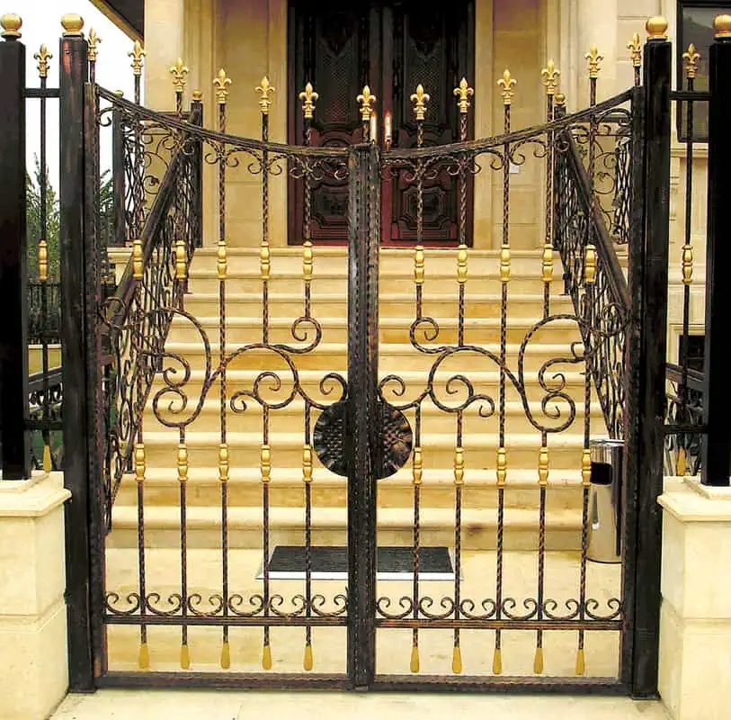 profil grawerowany młotkowany bram kuty 60x60x2mm Marka Kurek