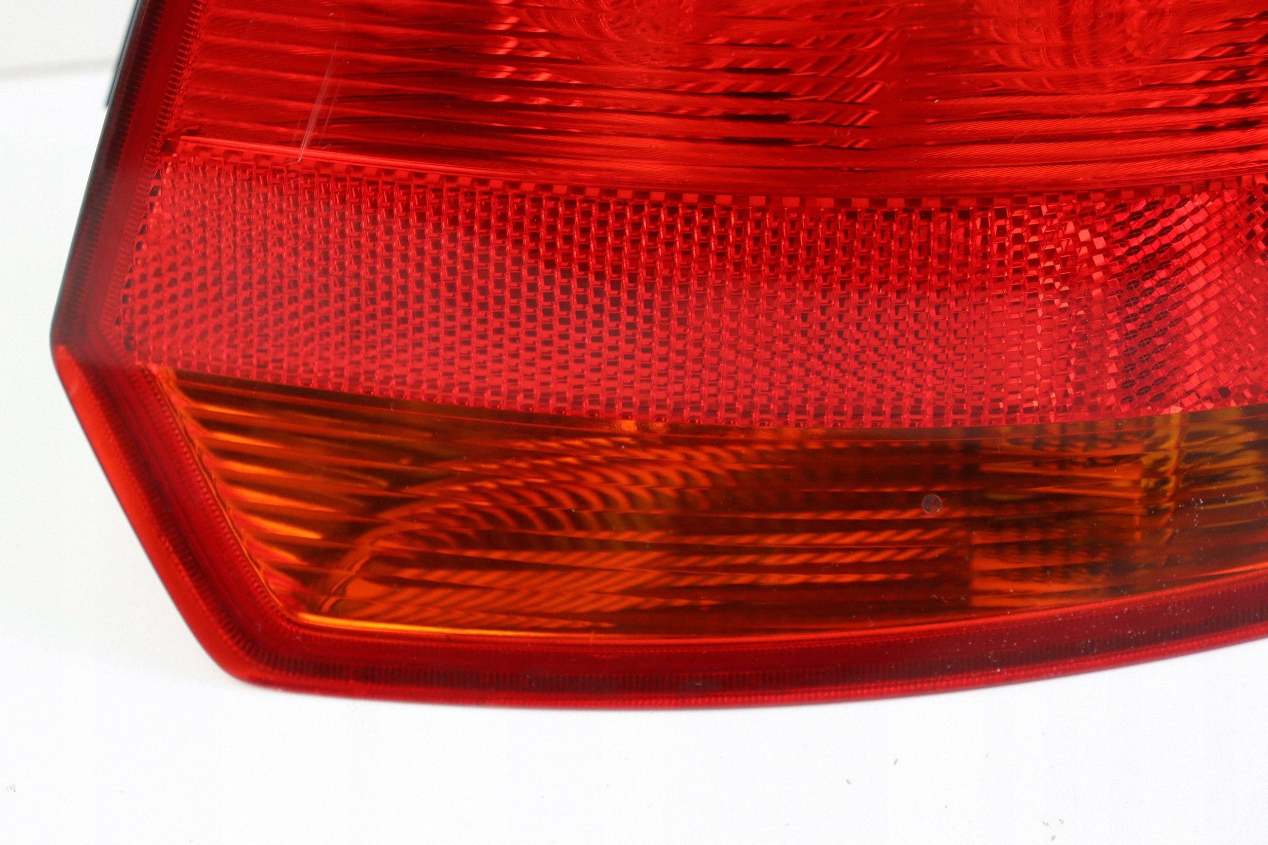 AUDI A3 8P light right rear part rear 8P4945096C EUROPA