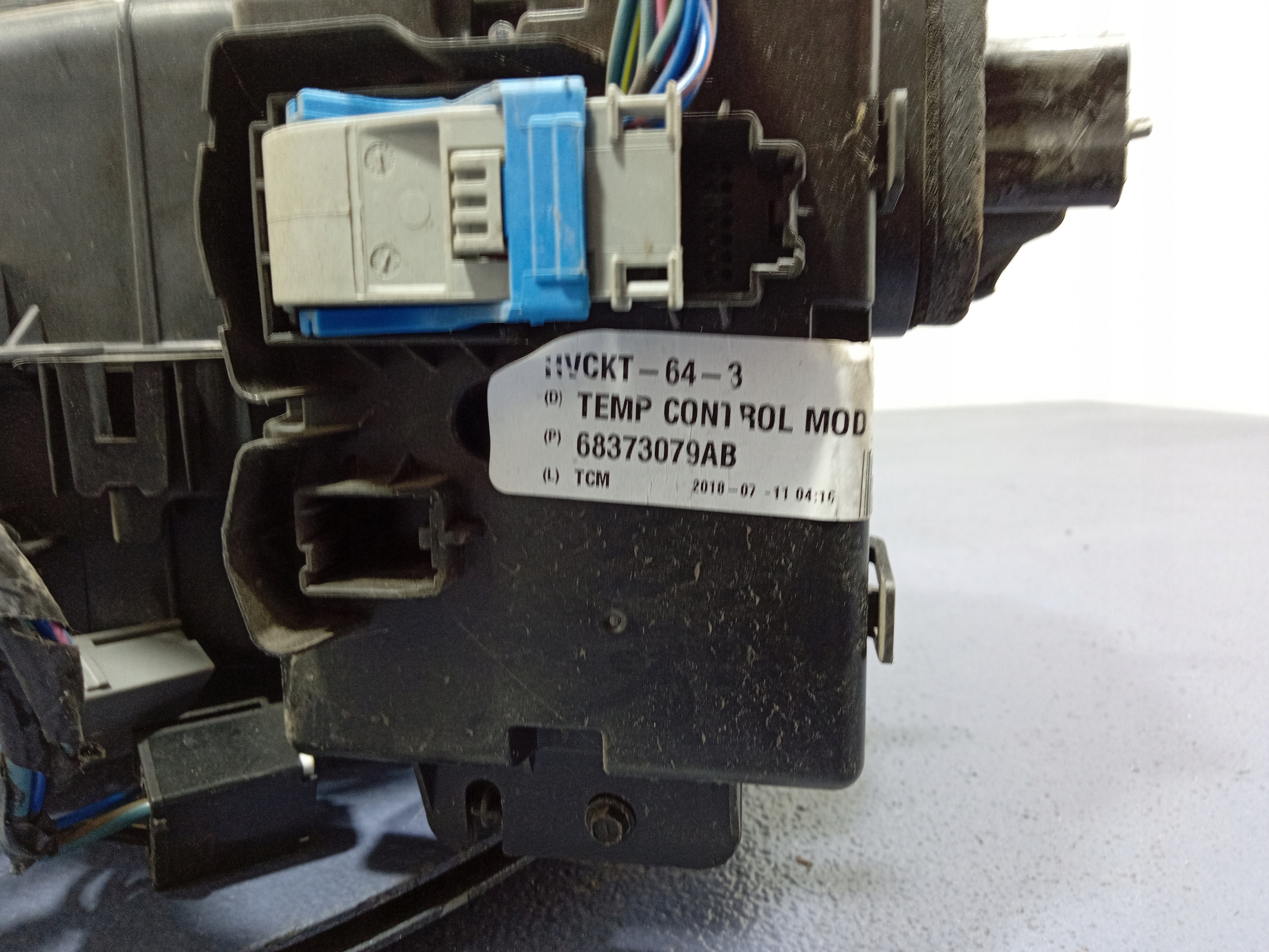 CHRYSLER PACIFICA 2018 нагреватели