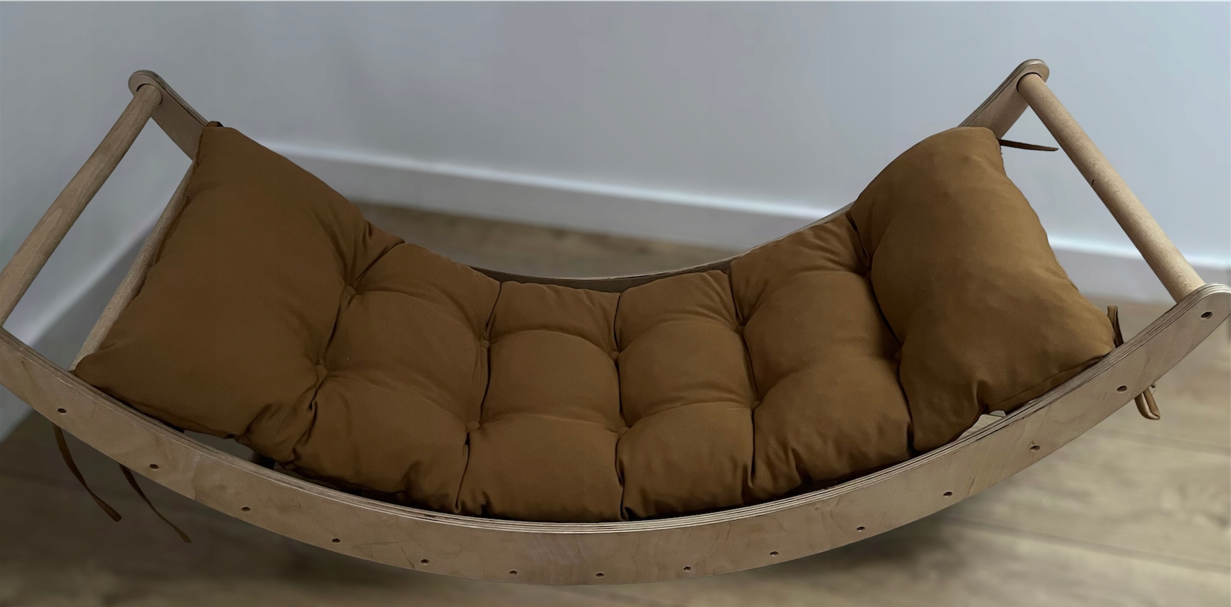 Poduszka na bujak Montessori camelowa S Kod producenta 5905529961458