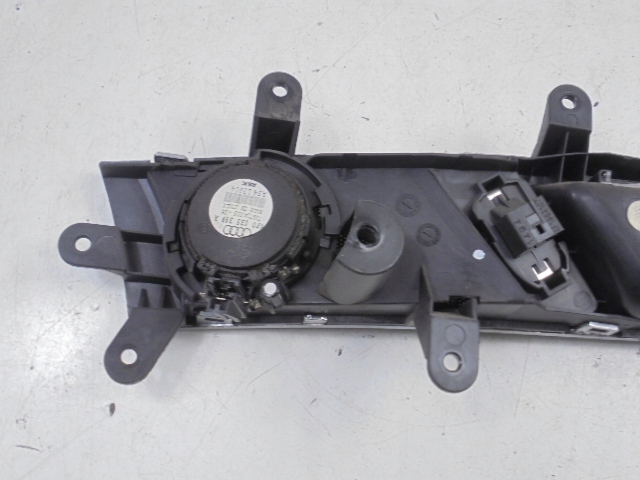 AUDI A6 C6 handle door inner left front 4F0837019A