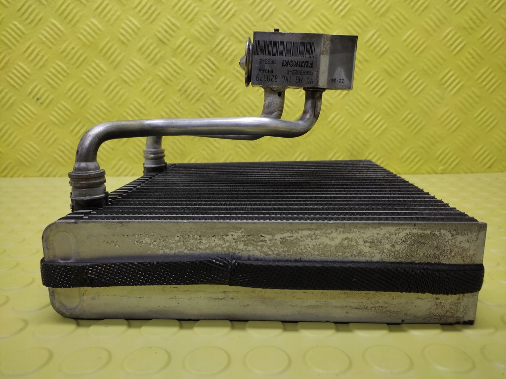 VW GOLF V heater 1K1820103