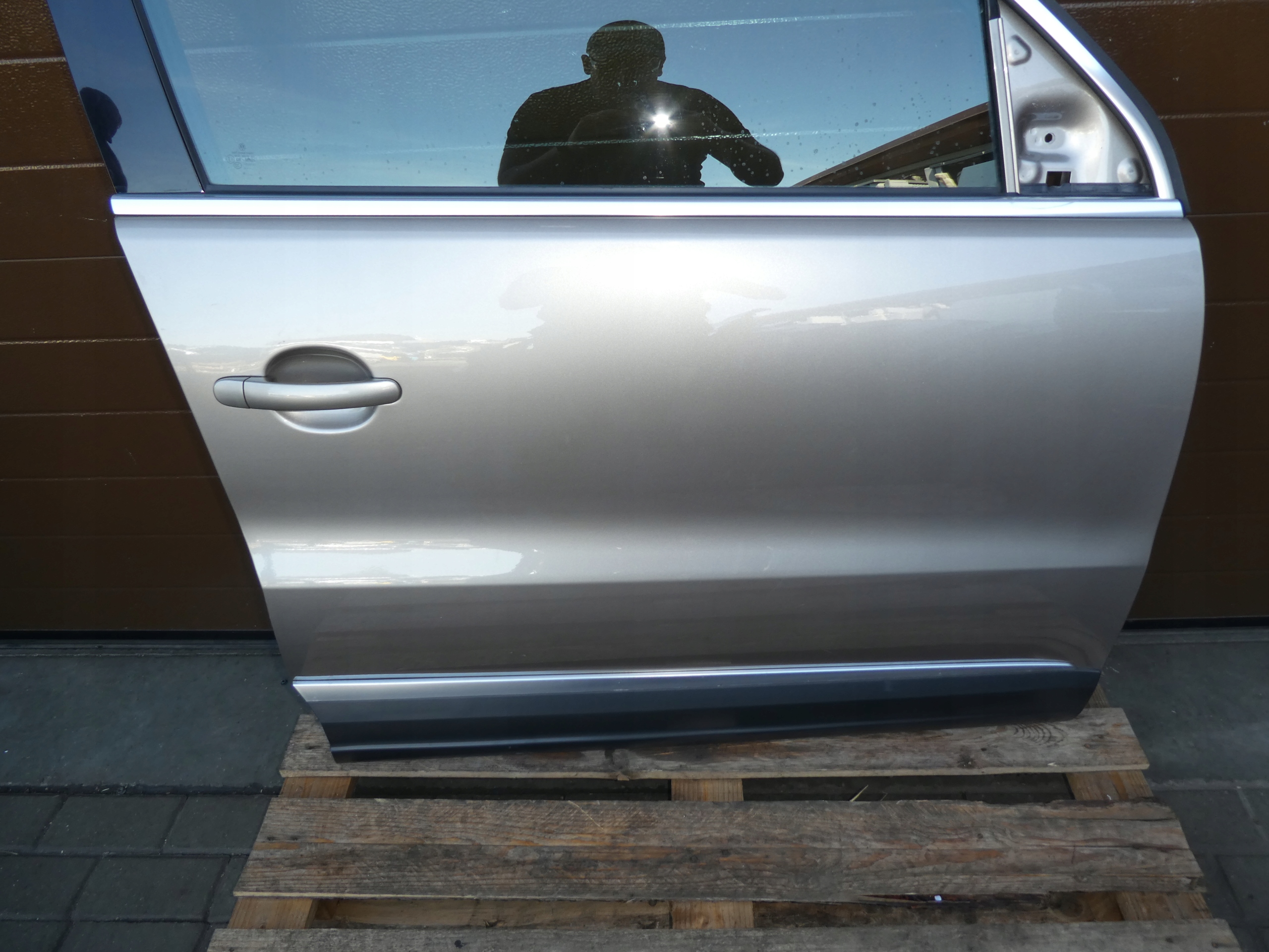 door right front VW TIGUAN complete 4MOTION
