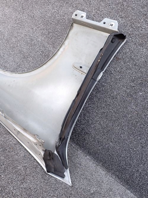 MERCEDES W211 211 E-KLASA fender left front front