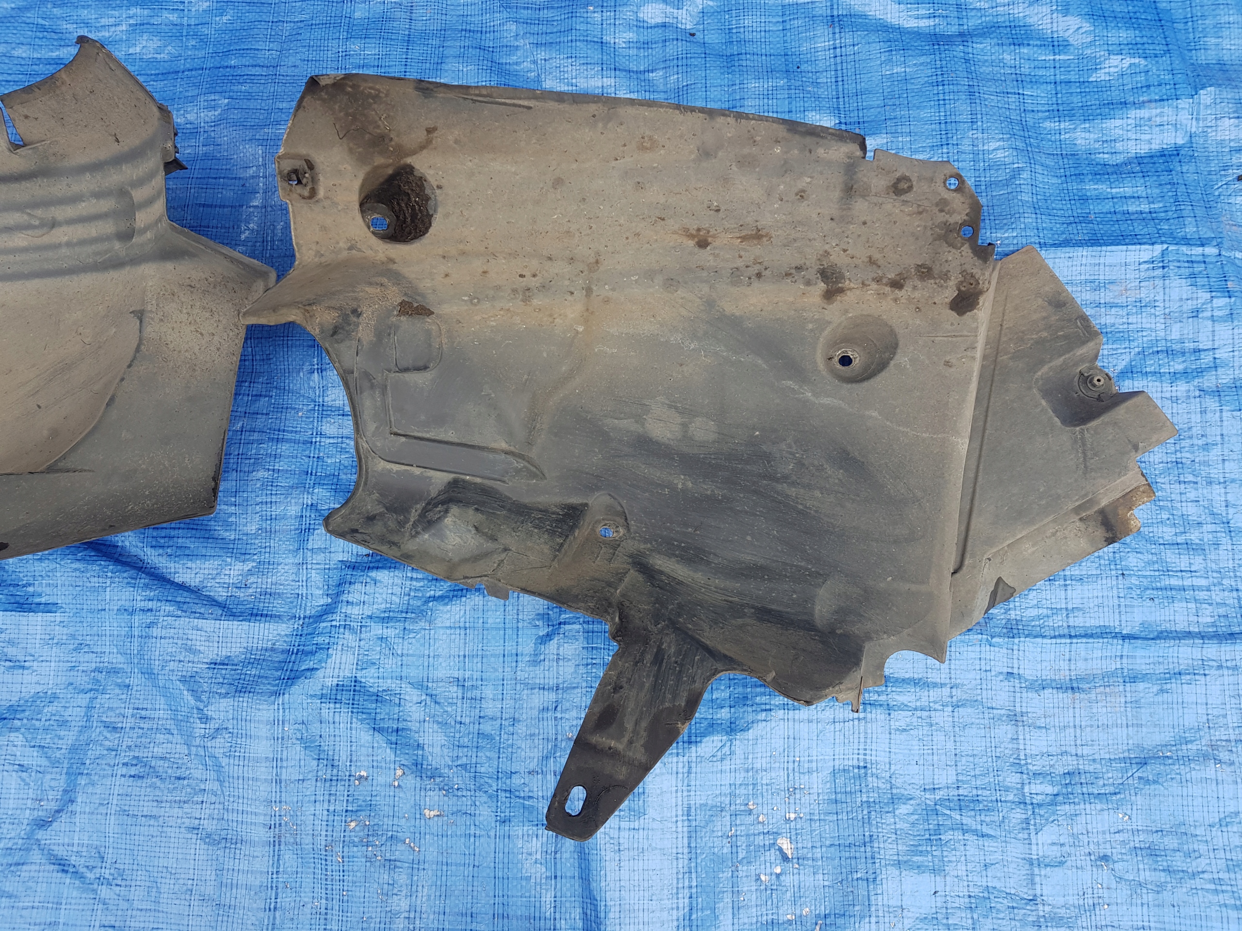 Radschale links vorne MERCEDES W204