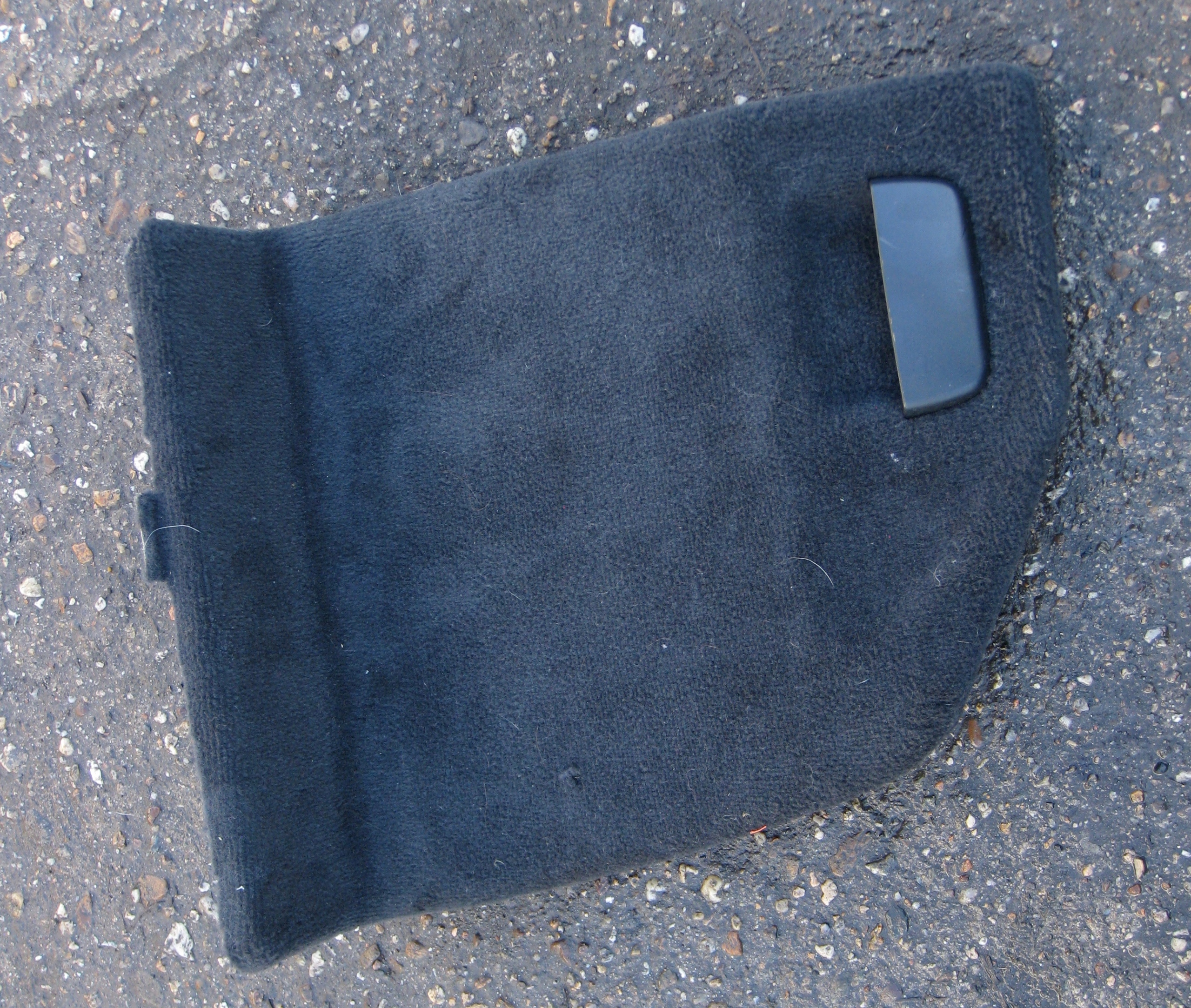 BMW F11 2.5 D 14R passenger compartment boot right 9168494