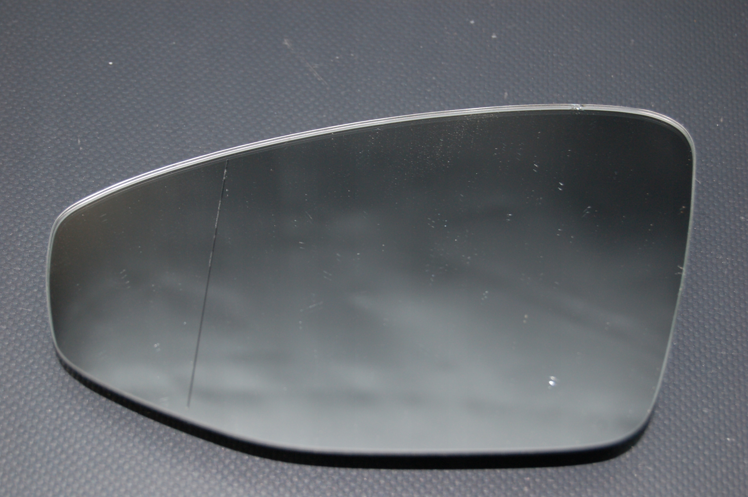 Левое зеркало заднего вида Audi A3 8y 8Y0857535B