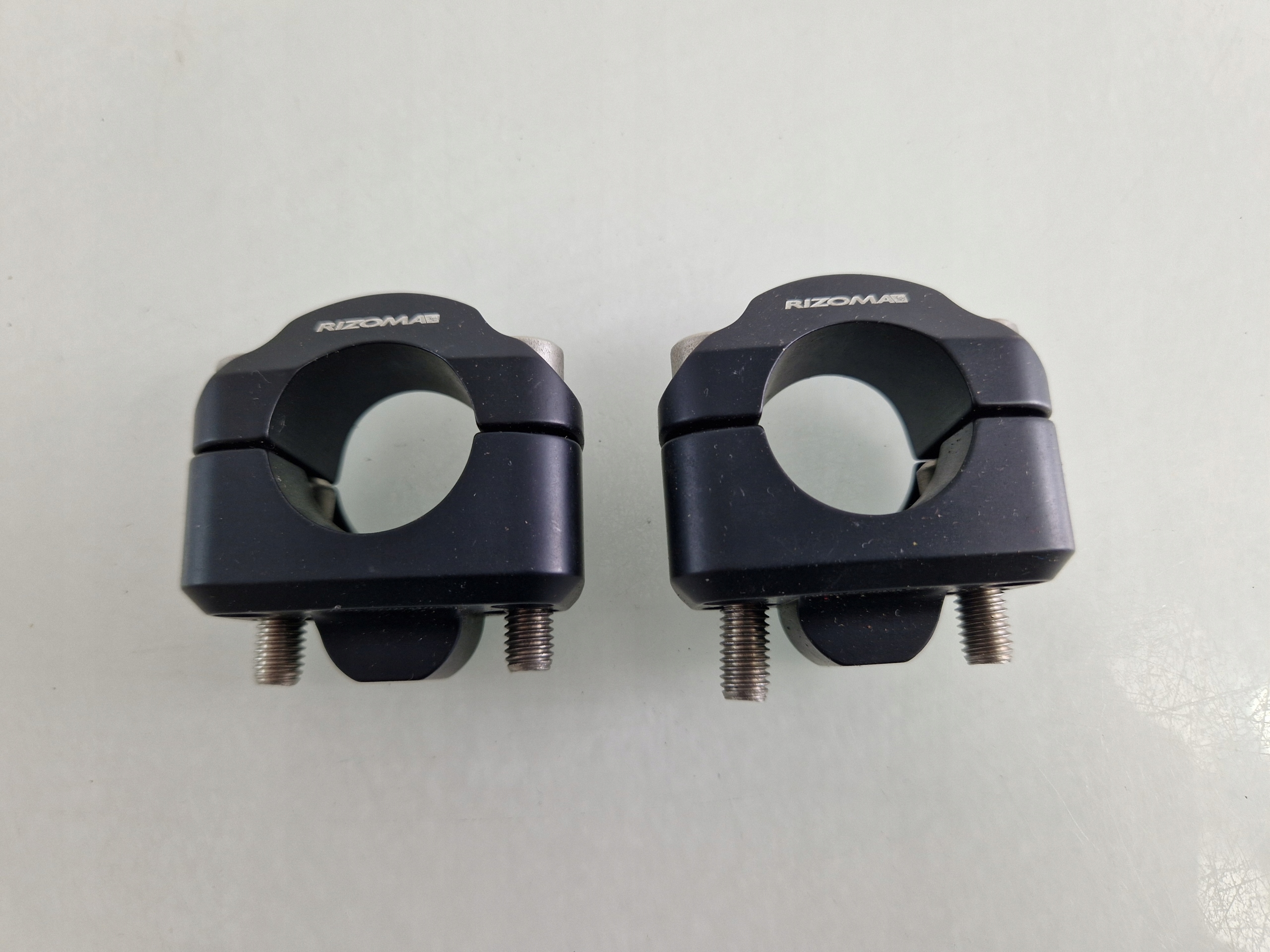 G751 RIZONA AZ405 кріплення на кермо RISER KPL