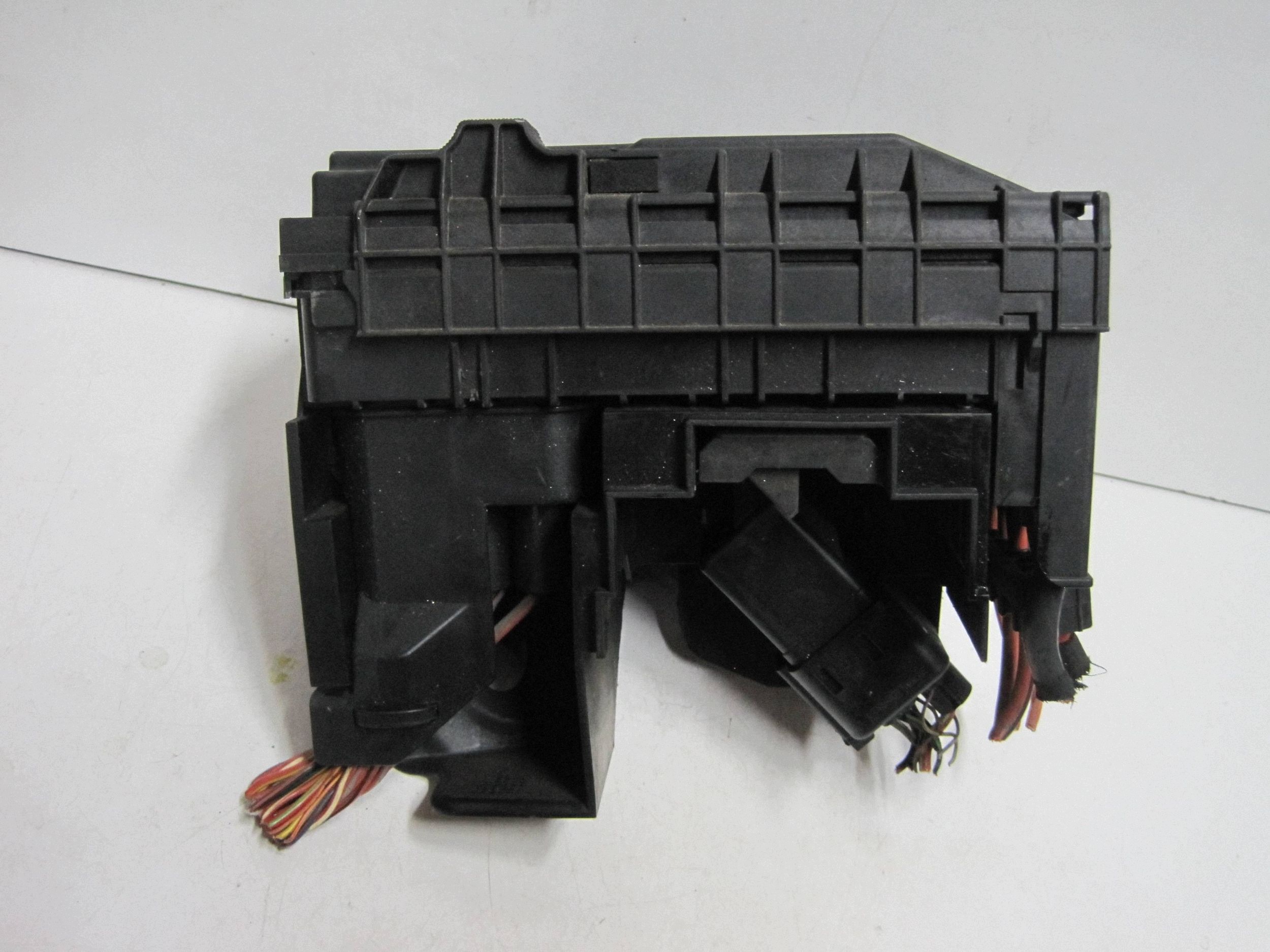 abdeckung der sicherungen AUDI A3 VW GOLF 1K0937132F