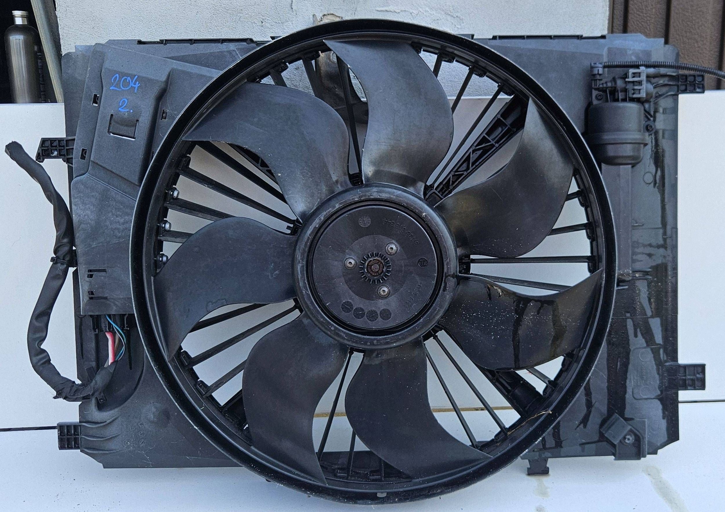 Mercedes-Benz C E 204 212 ventilátor chladiče 2045000755