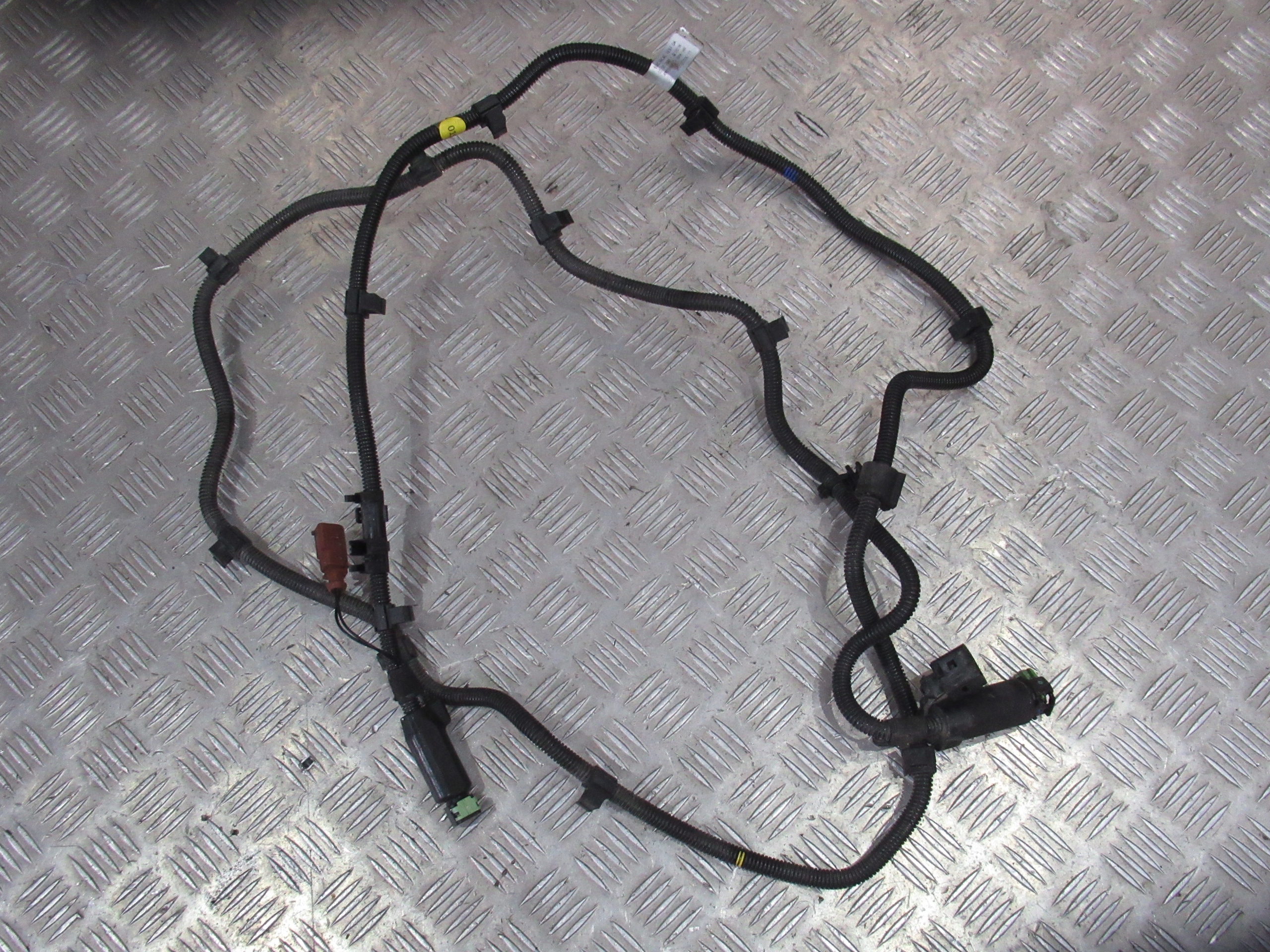 4M0131962J. 4M0131960L - AUDI Q8 Q7 4M TOUAREG III кабель AdBlue