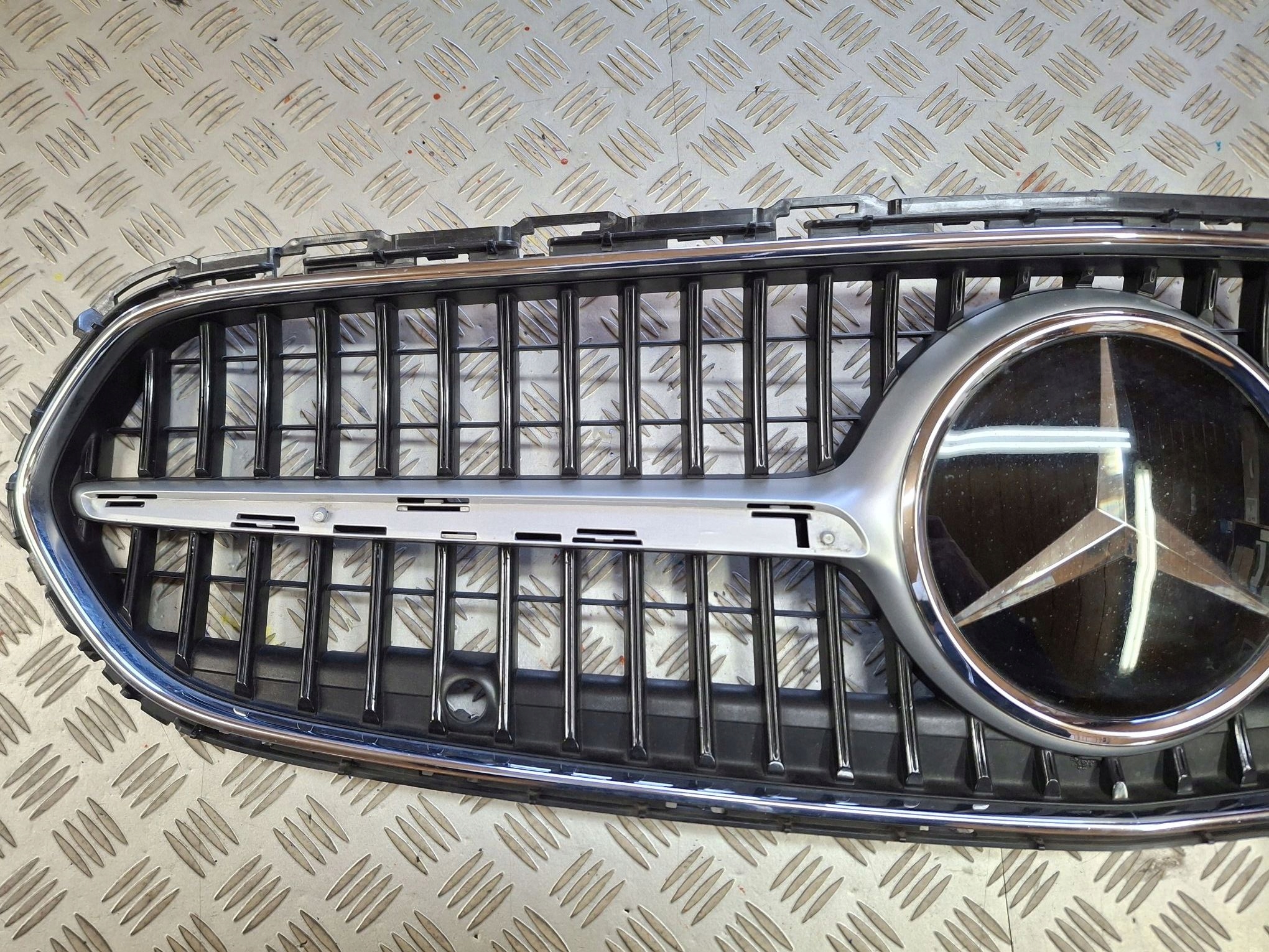 Grille MERCEDES C-KLASA W206 2021R->