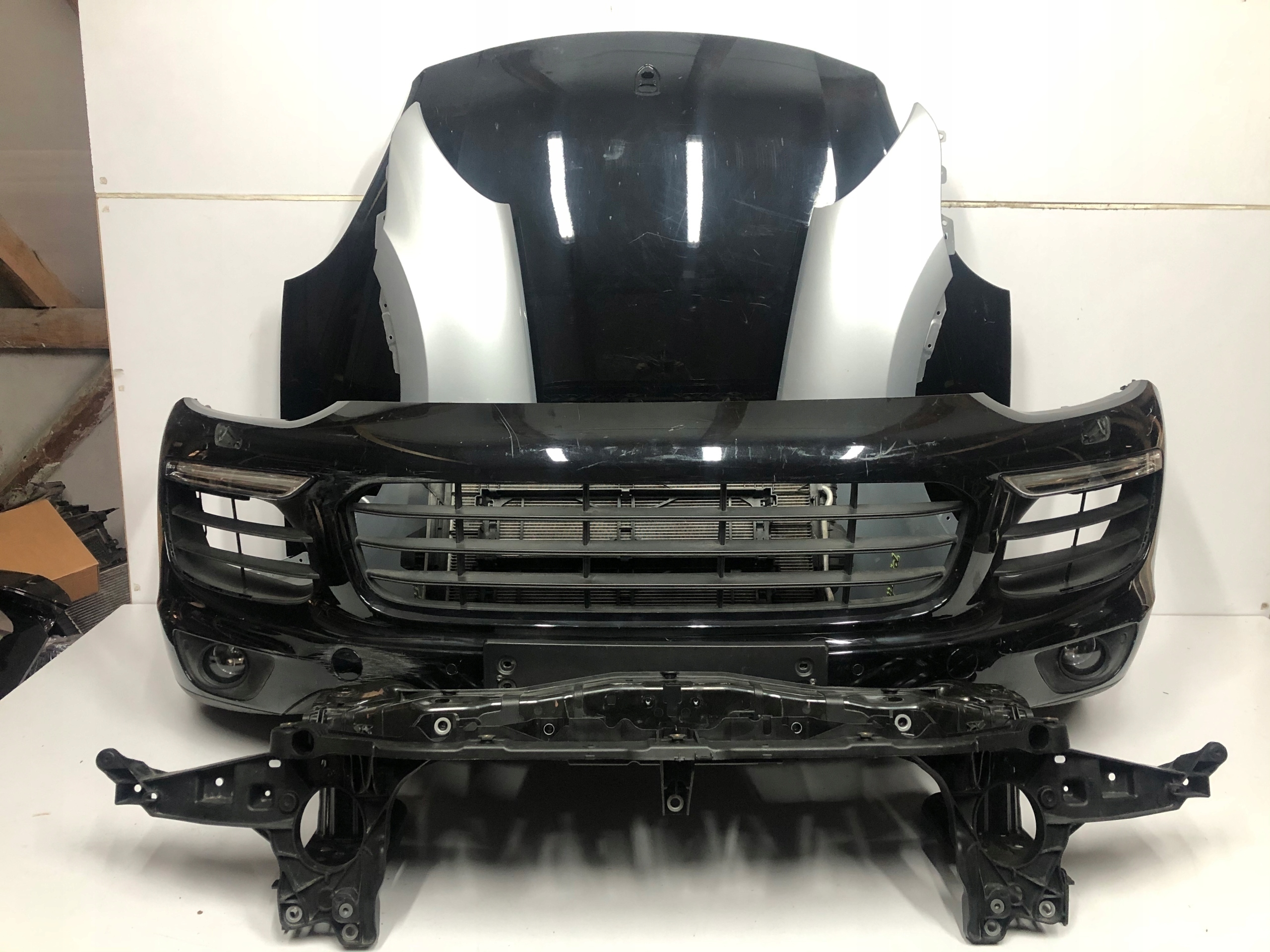 bumper bonnet radiator Porsche Cayenne 7P Hybrid