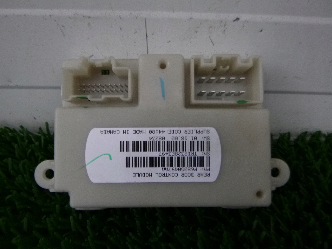GRAND VOYAGER V 08- module door P68050497AA