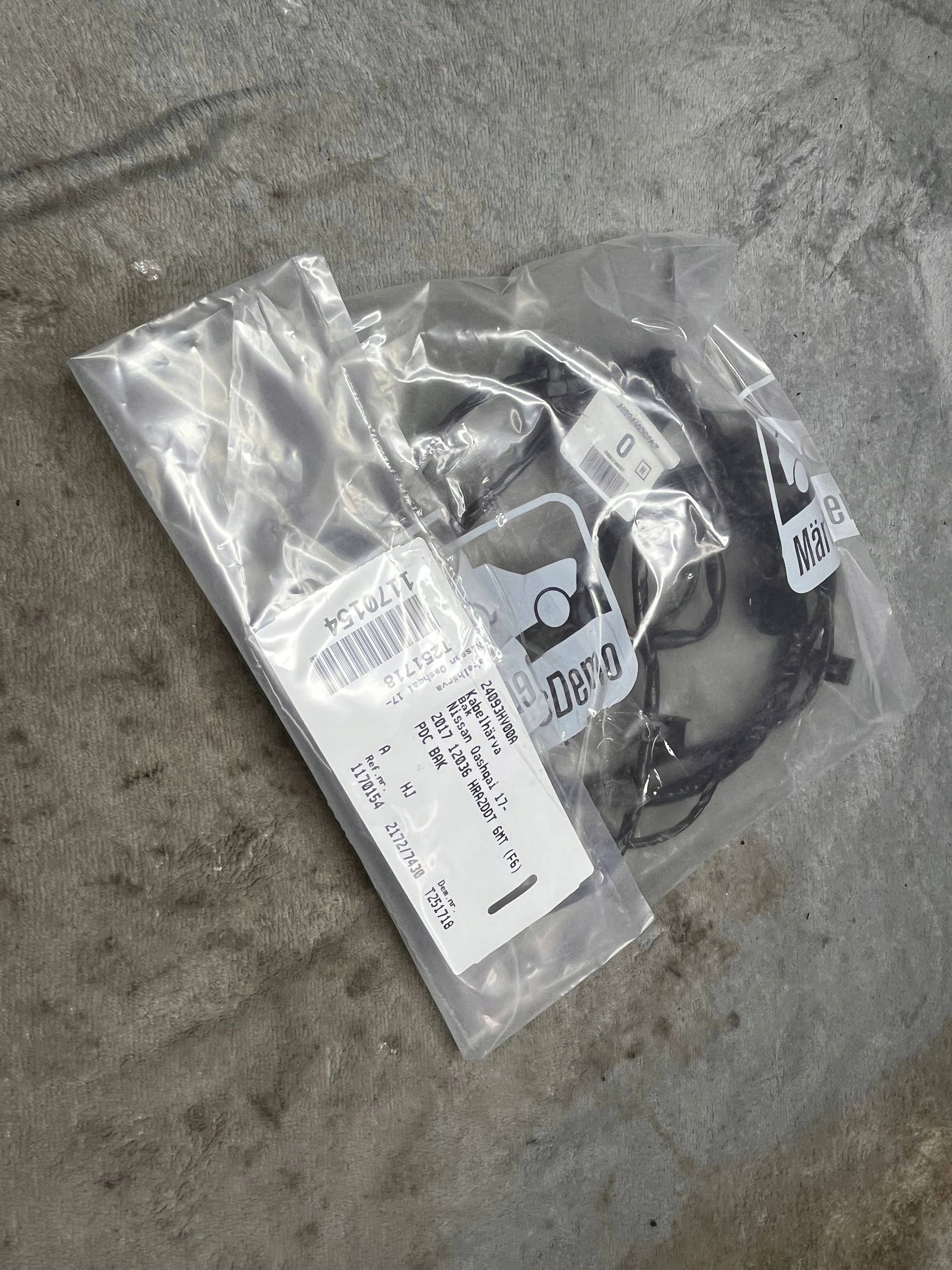 NISSAN QASHQAI J11 bundle wiring PDC rear part 24093HV00A !J