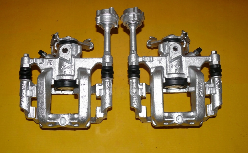 СУППОРТЫ ЛЕВЫЙ ЗАДНИЙ ПРАВЫЙ OPEL ASTRA 4 IV J 268