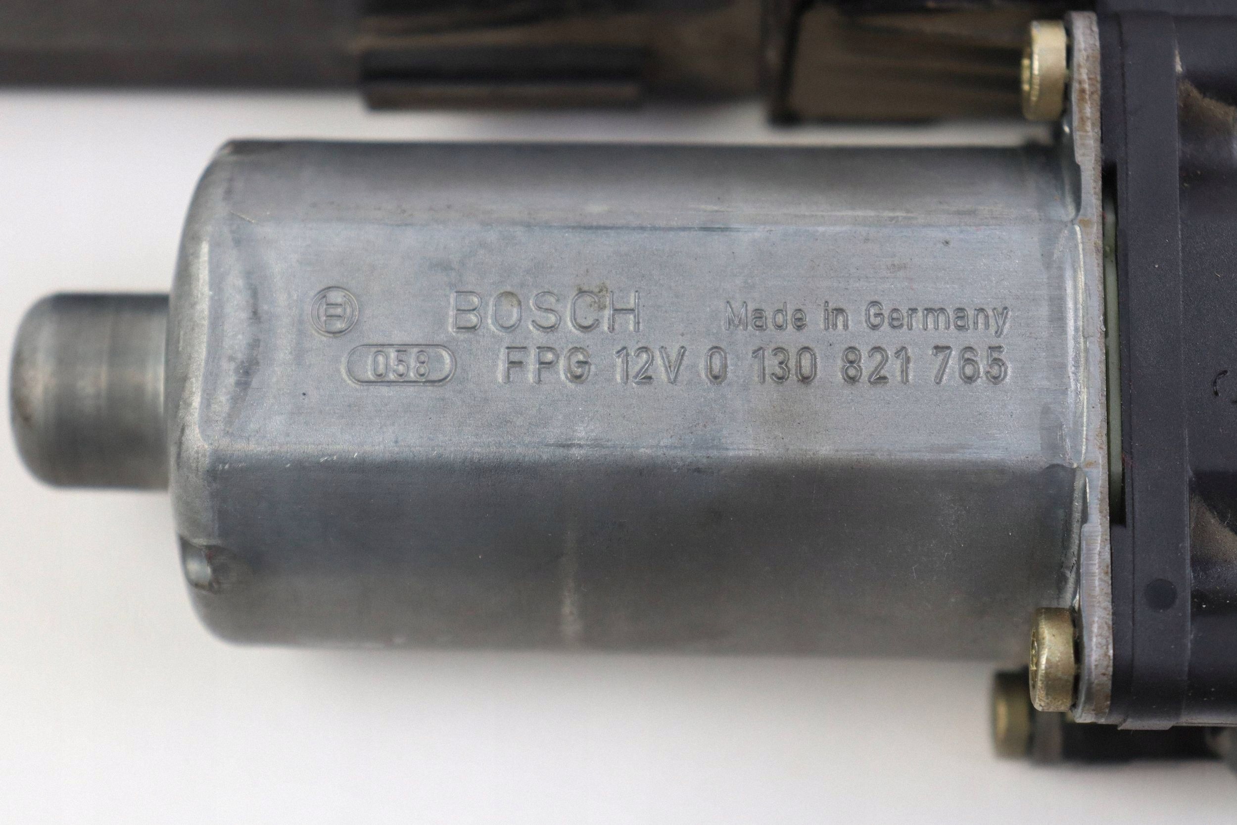 AUDI A4 B6 B7 mini motor windows right front 8E2959802B EUROPA