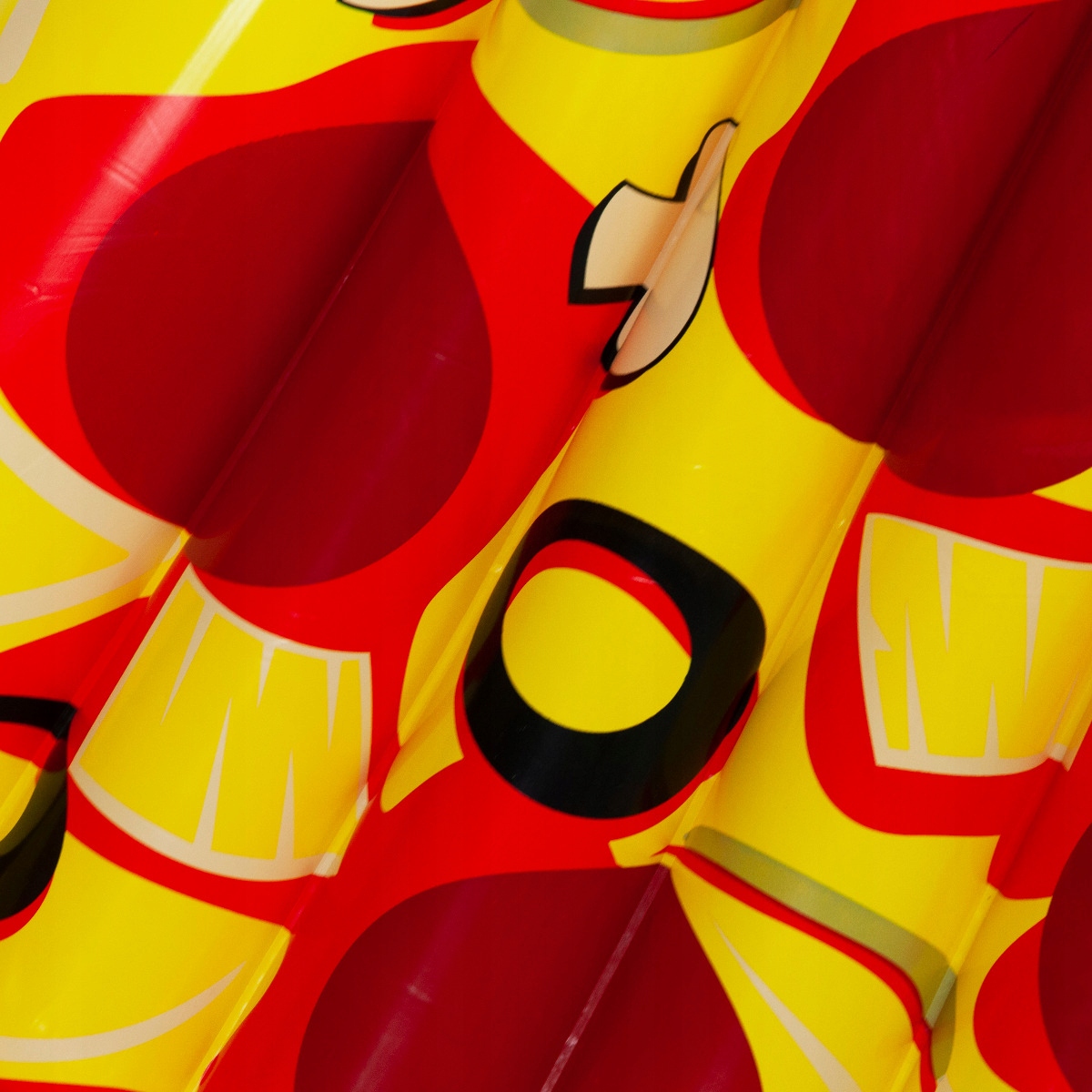 MATERAC PLAŻOWY PIZZA DUŻY DMUCHANY DO PŁYWANIA Model P-ZZ01